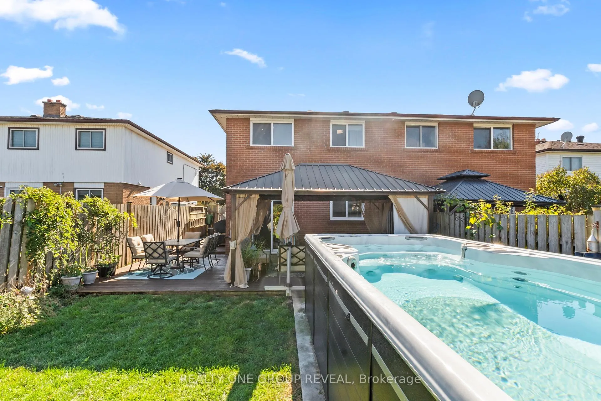 Photo 33 of 716 Kenora Avenue, Oshawa, Lakeview — HOMEH
