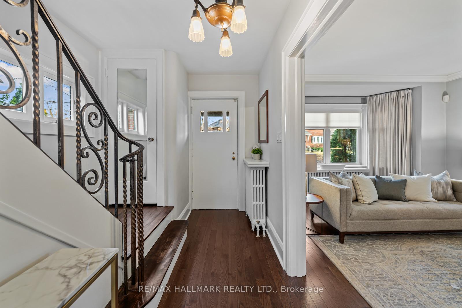 Photo 2 of 120 Chudleigh Avenue, Toronto, Lawrence Park South — HOMEH