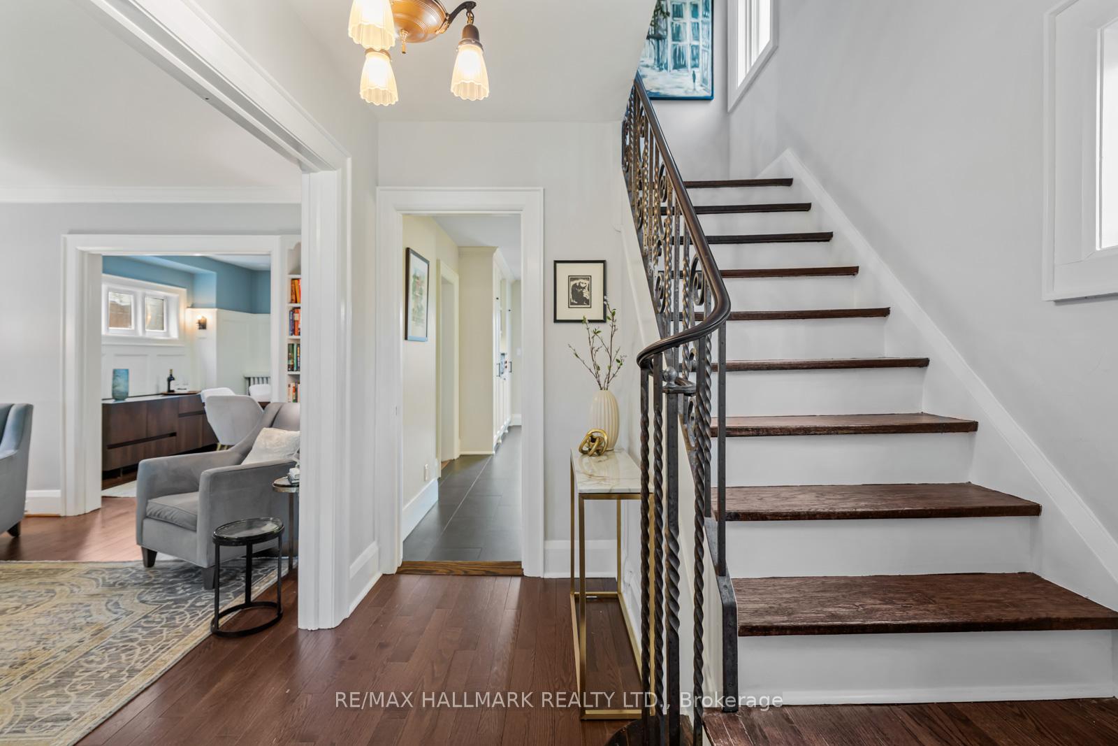 Photo 3 of 120 Chudleigh Avenue, Toronto, Lawrence Park South — HOMEH