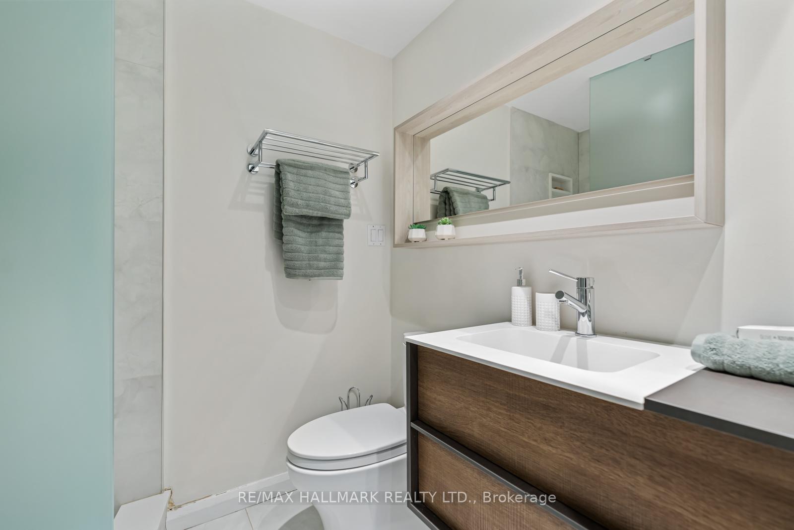 Photo 25 of 120 Chudleigh Avenue, Toronto, Lawrence Park South — HOMEH
