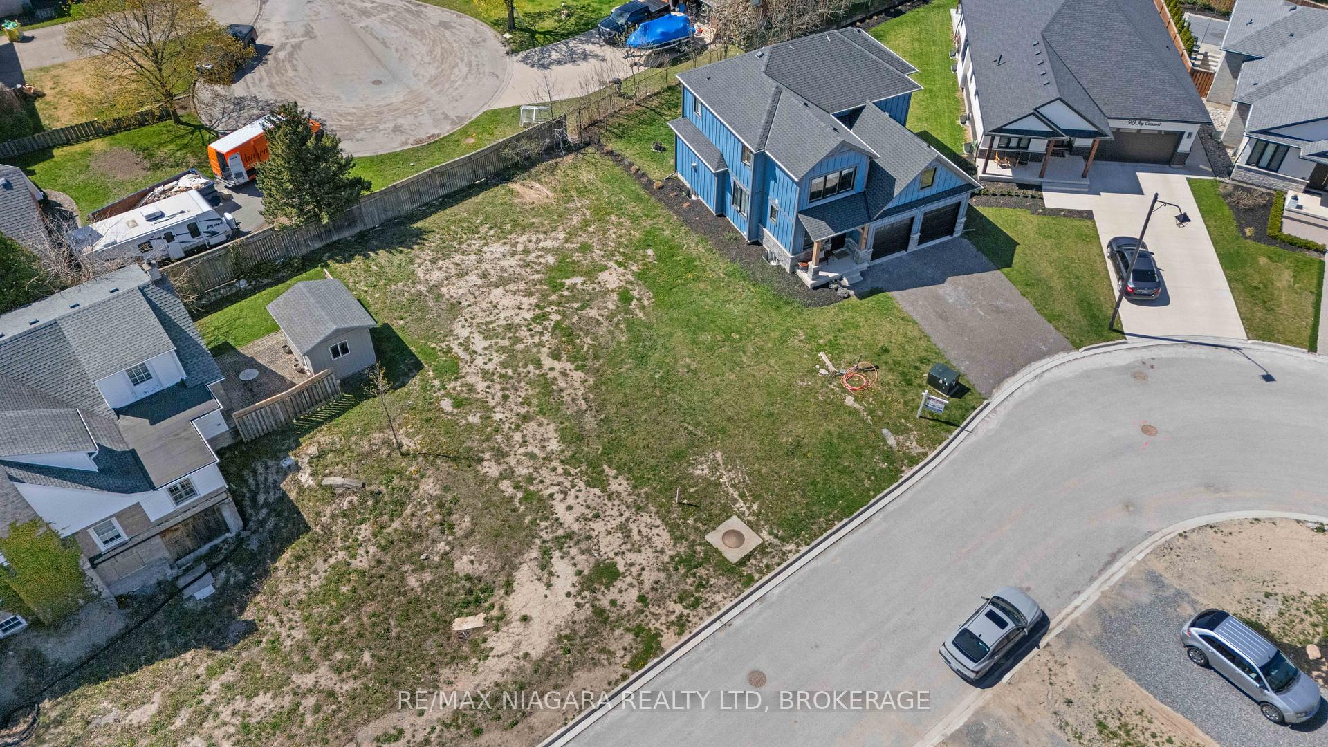 Photo 11 of 96 Ivy Crescent, Thorold, Confederation Heights — HOMEH