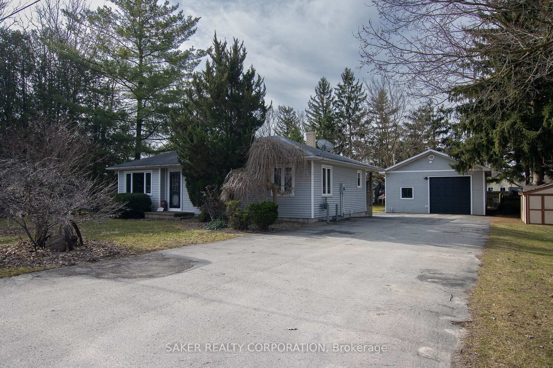 Photo 1 of 2617 Emerson Street, Strathroy-Caradoc, Mount Brydges — HOMEH