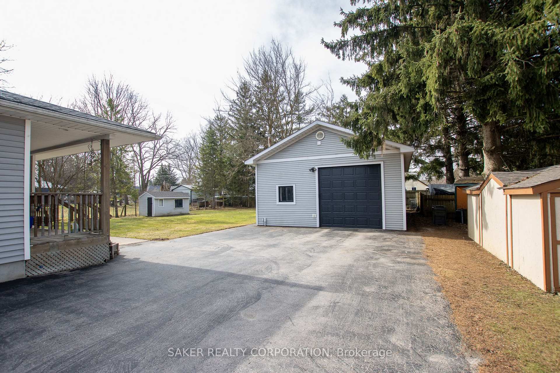 Photo 3 of 2617 Emerson Street, Strathroy-Caradoc, Mount Brydges — HOMEH