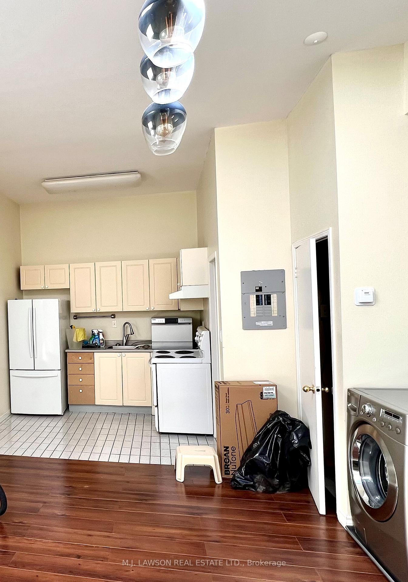 Photo 2 of Unit C, 230 Queen Street, Toronto, Moss Park — HOMEH