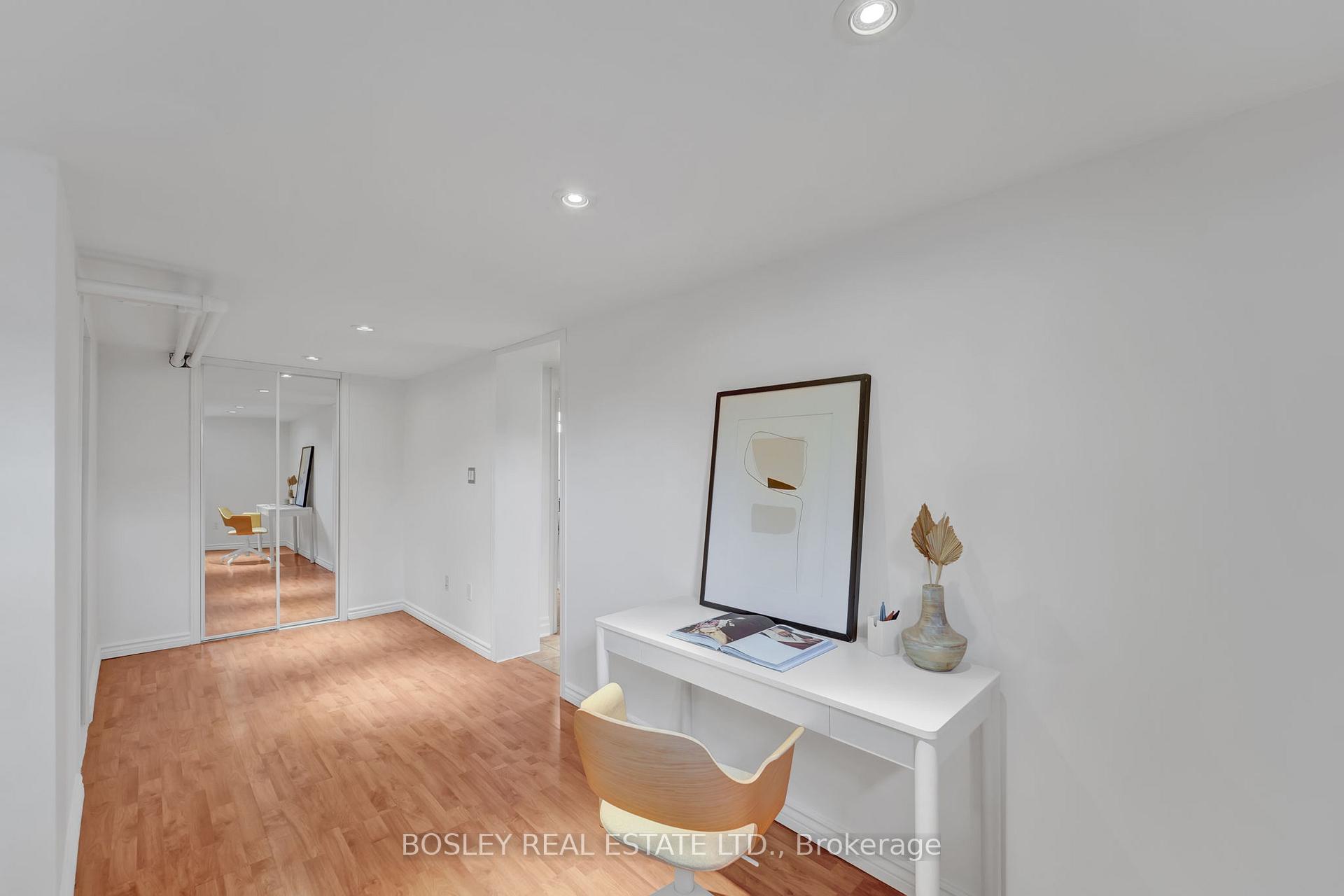 Photo 5 of 620 O'Connor Drive, Toronto, East York — HOMEH