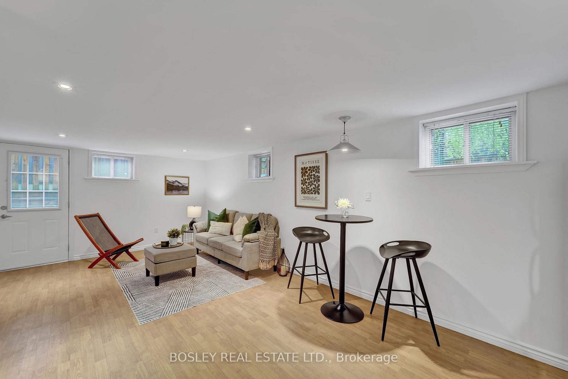 Photo 9 of 620 O'Connor Drive, Toronto, East York — HOMEH