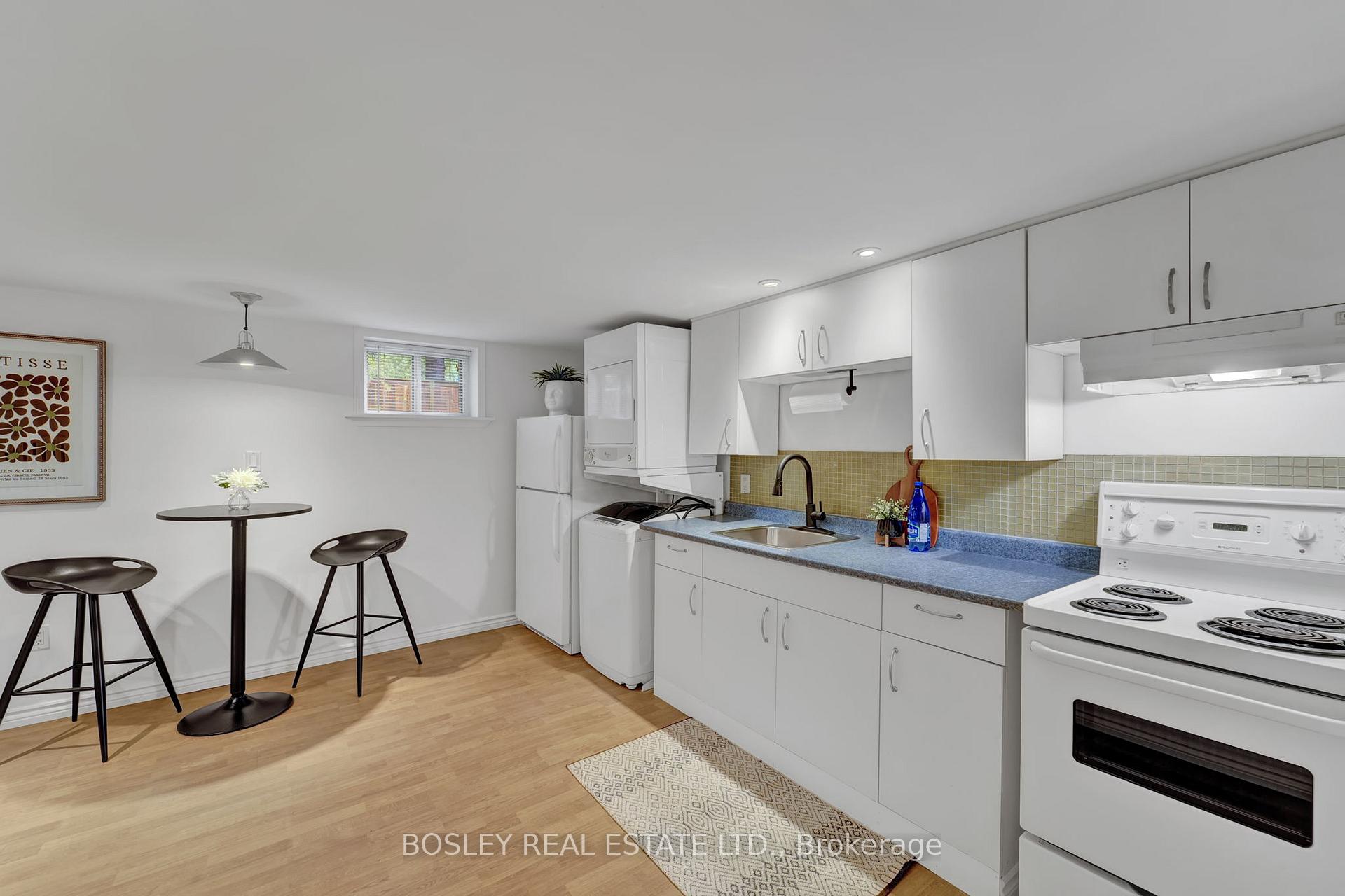 Photo 12 of 620 O'Connor Drive, Toronto, East York — HOMEH