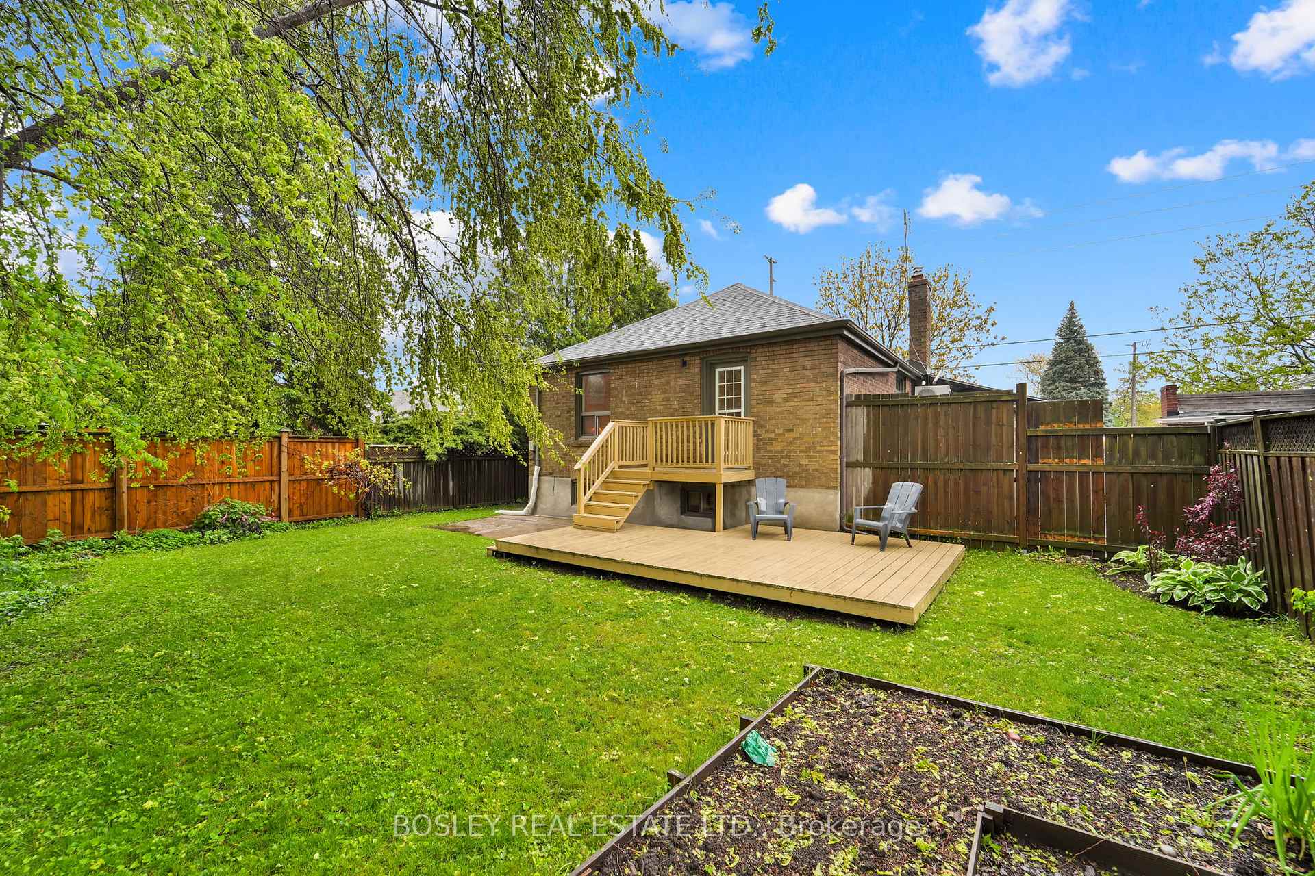 Photo 18 of 620 O'Connor Drive, Toronto, East York — HOMEH