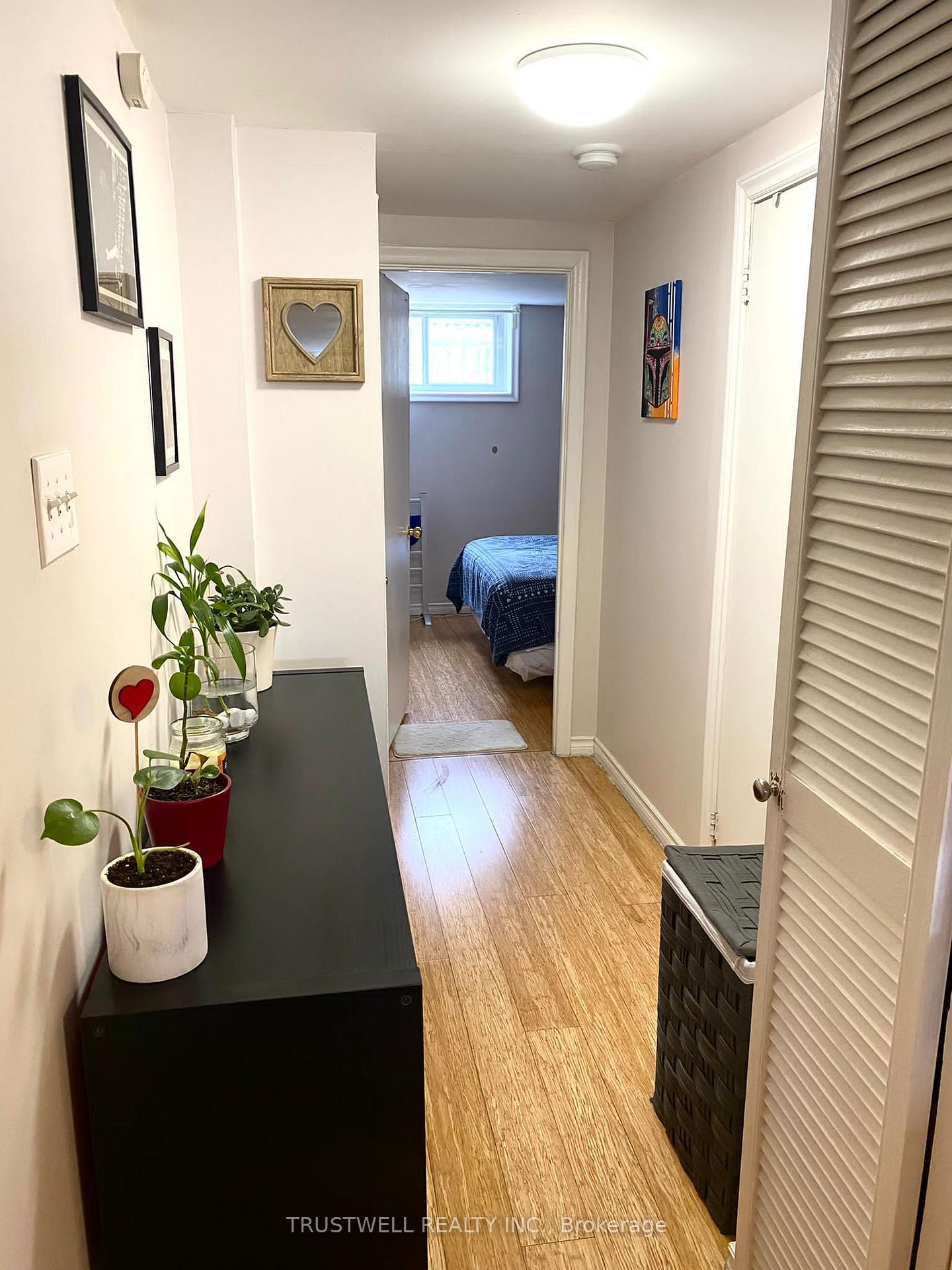 Photo 7 of 22 Amberley Drive, Scarborough, Wexford-Maryvale — HOMEH