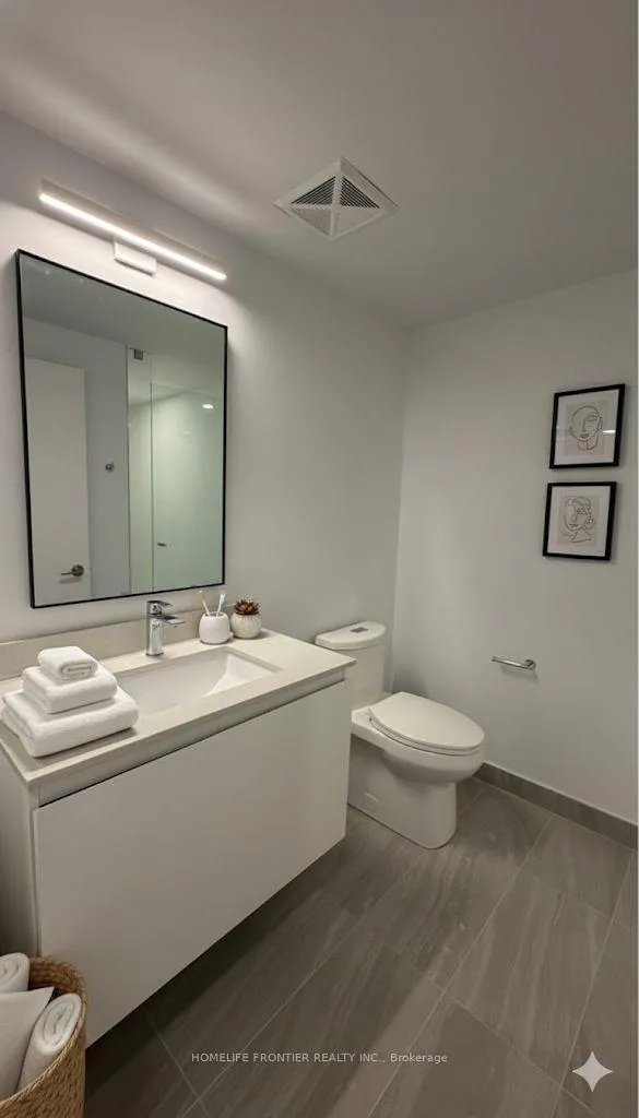 Photo 5 of Unit 429, 1720 Bayview Avenue, Toronto, Mount Pleasant East — HOMEH