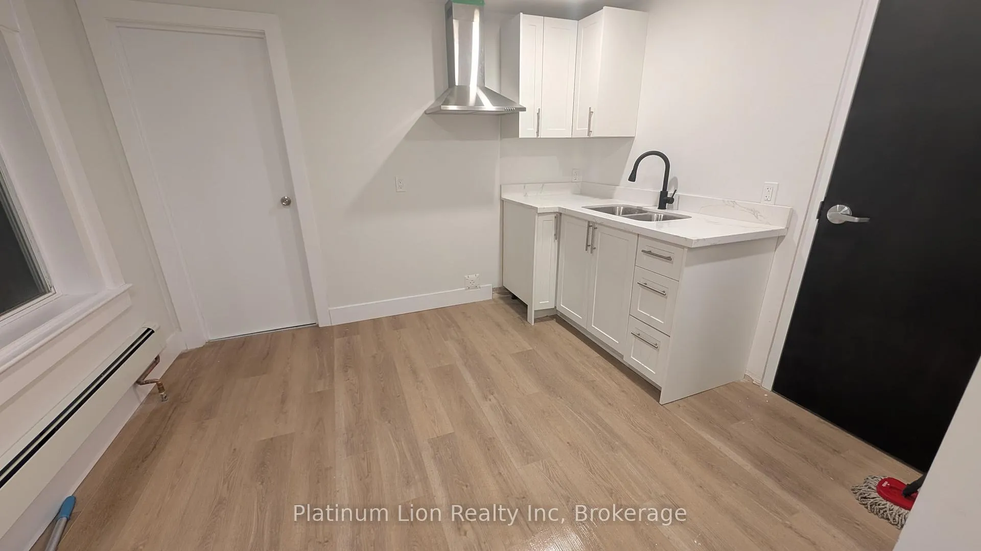 Photo 3 of Unit 9, 803 King Street, Port Colborne, Main Street — HOMEH