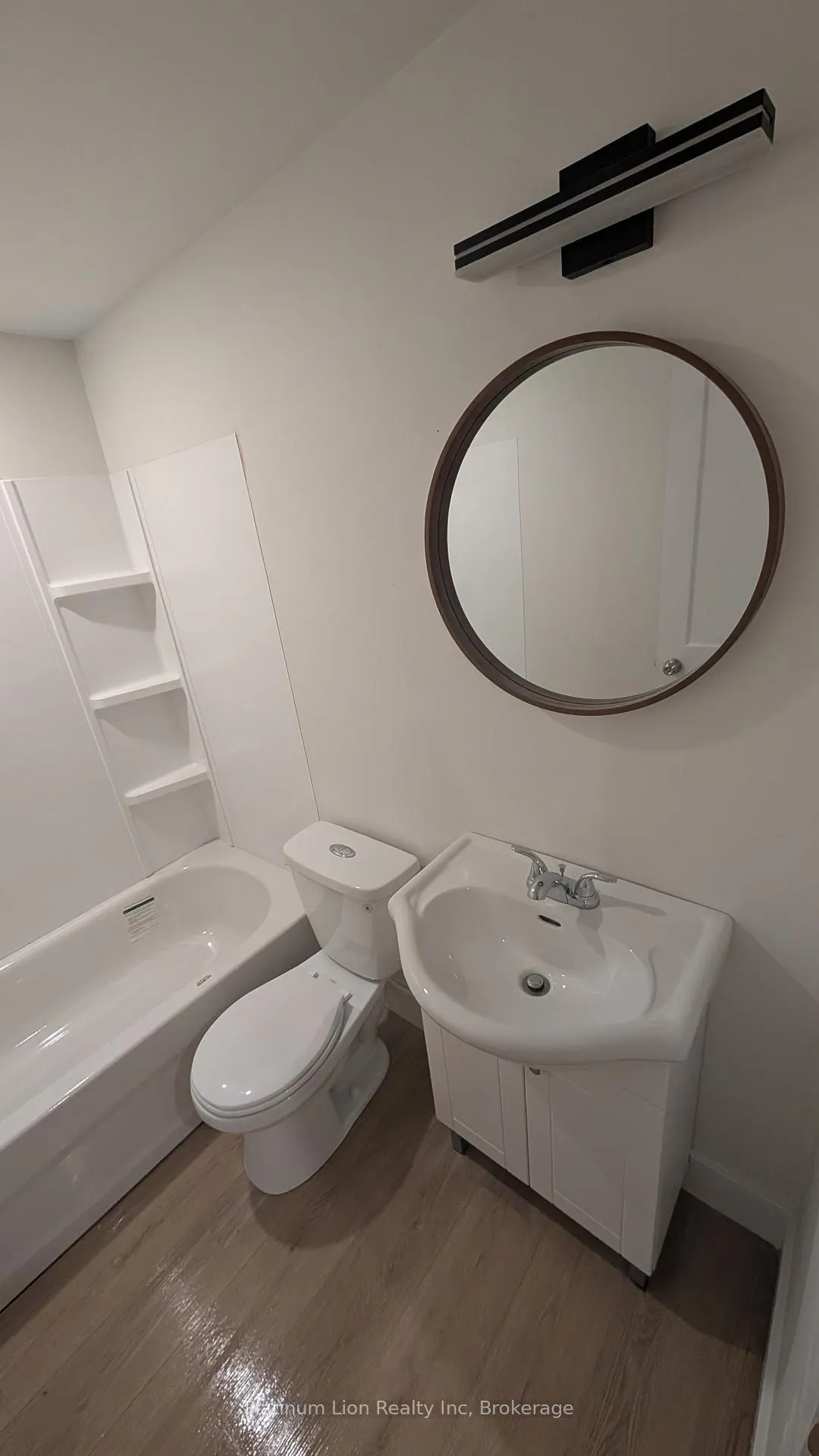 Photo 8 of Unit 9, 803 King Street, Port Colborne, Main Street — HOMEH