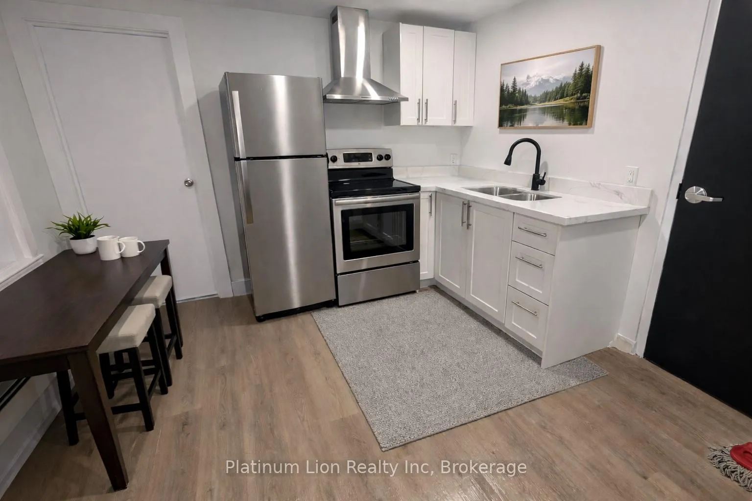 Photo 9 of Unit 9, 803 King Street, Port Colborne, Main Street — HOMEH