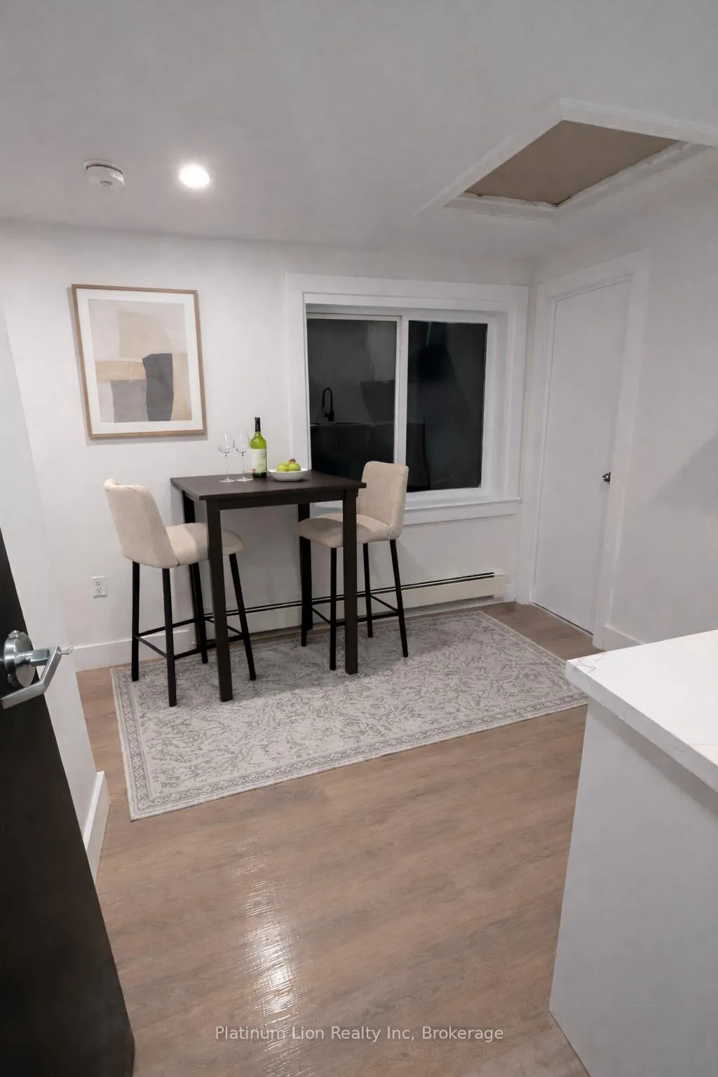 Photo 10 of Unit 9, 803 King Street, Port Colborne, Main Street — HOMEH