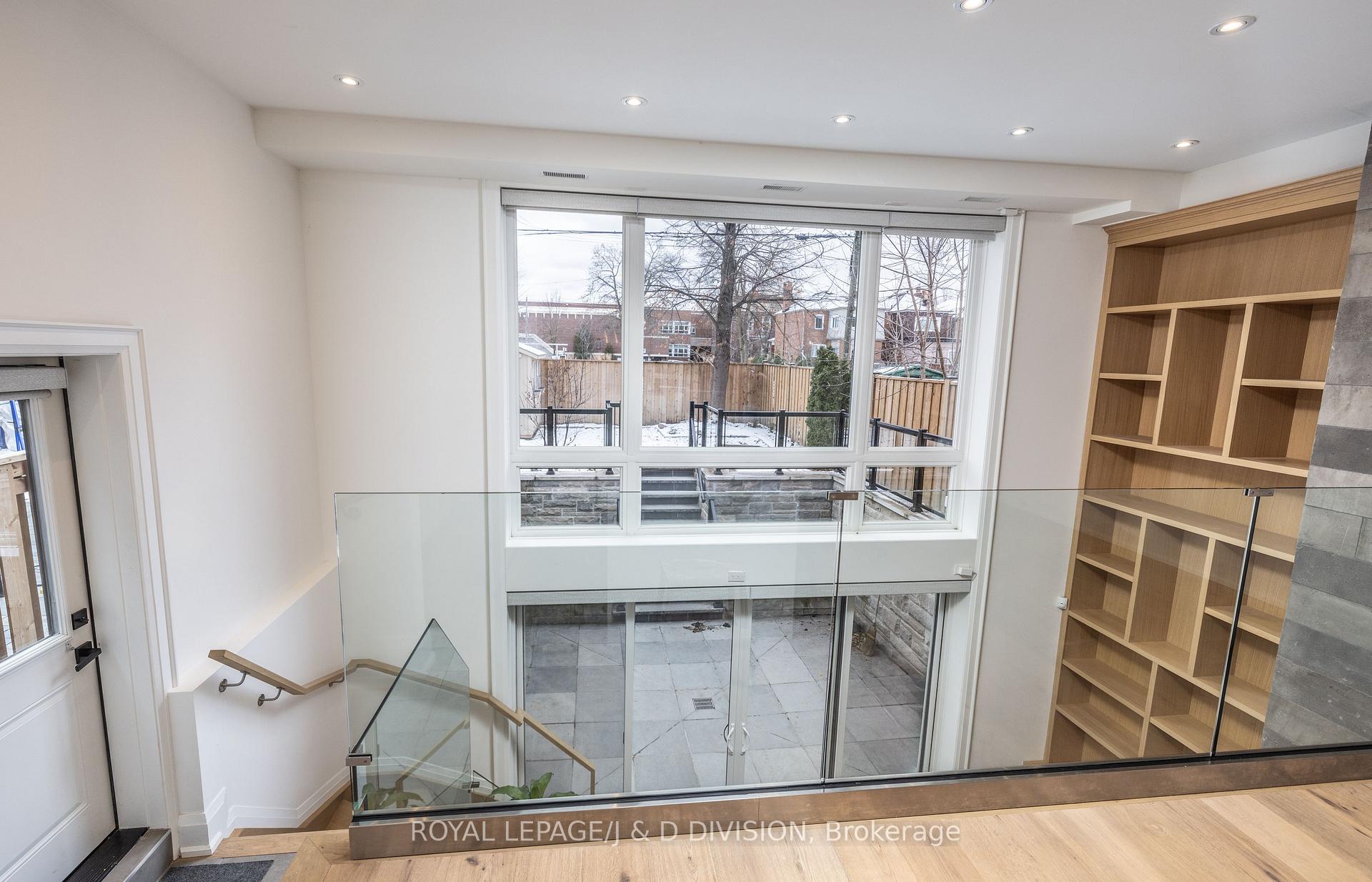 Photo 2 of Unit Main, 89 Bowood Avenue, Toronto, Lawrence Park North — HOMEH