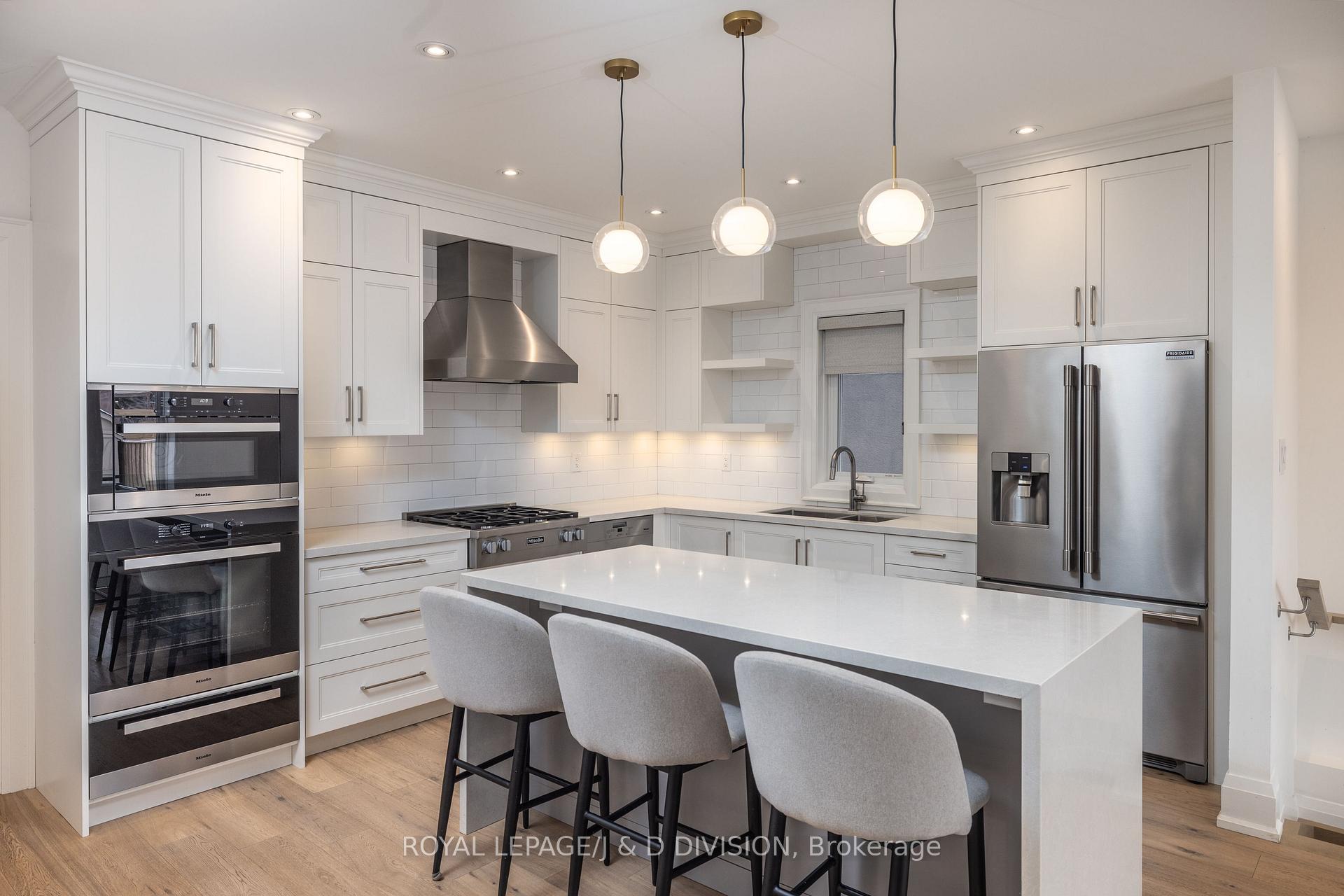 Photo 11 of Unit Main, 89 Bowood Avenue, Toronto, Lawrence Park North — HOMEH