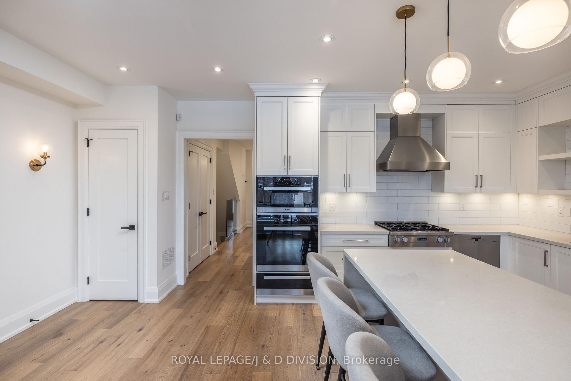 Photo 14 of Unit Main, 89 Bowood Avenue, Toronto, Lawrence Park North — HOMEH