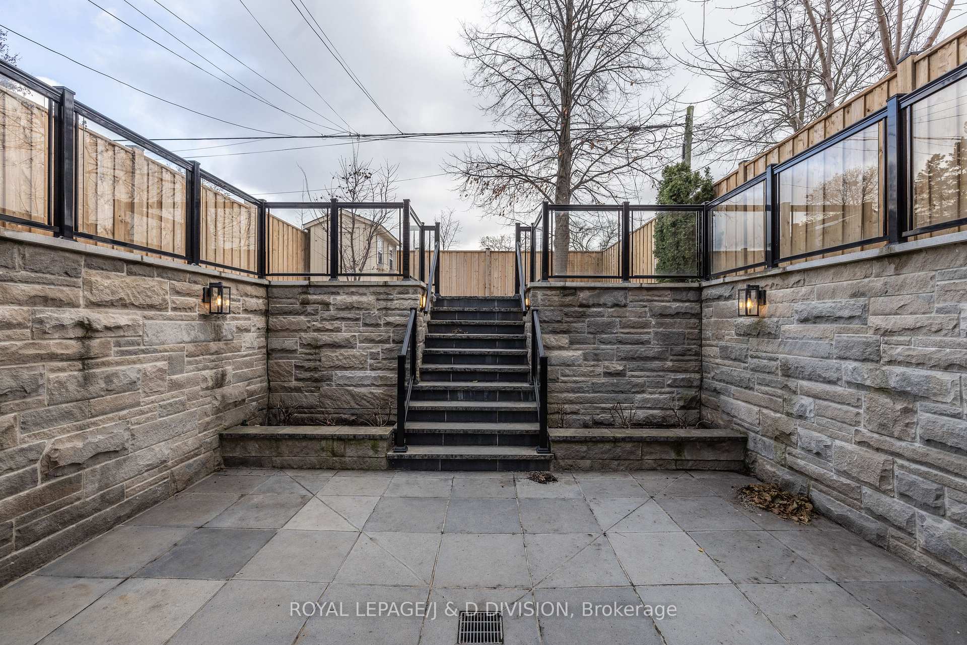 Photo 26 of Unit Main, 89 Bowood Avenue, Toronto, Lawrence Park North — HOMEH