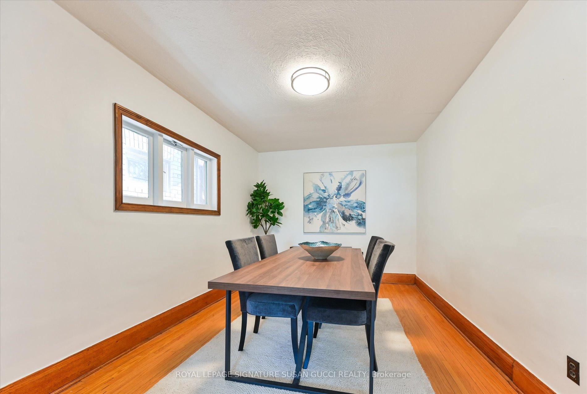 Photo 7 of 790 Coxwell Avenue, Toronto, Danforth Village-East York — HOMEH