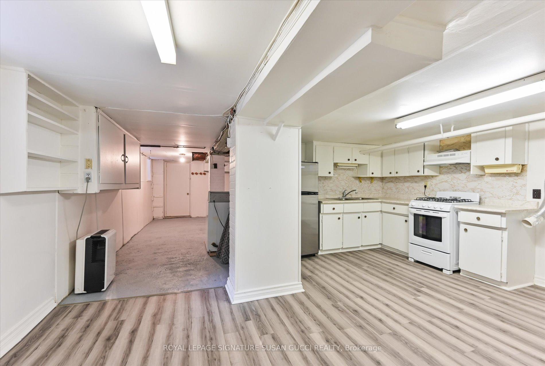 Photo 24 of 790 Coxwell Avenue, Toronto, Danforth Village-East York — HOMEH
