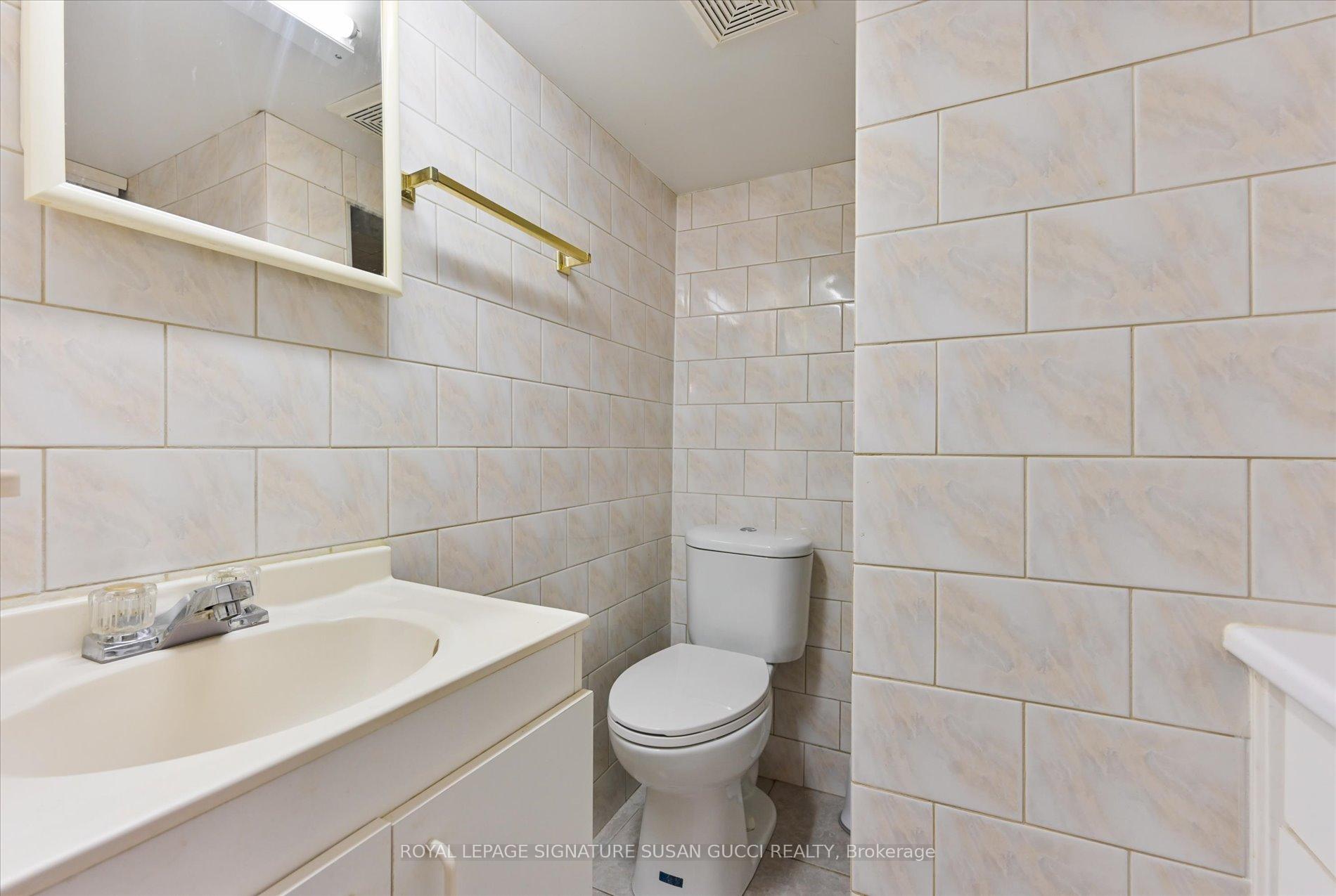 Photo 26 of 790 Coxwell Avenue, Toronto, Danforth Village-East York — HOMEH