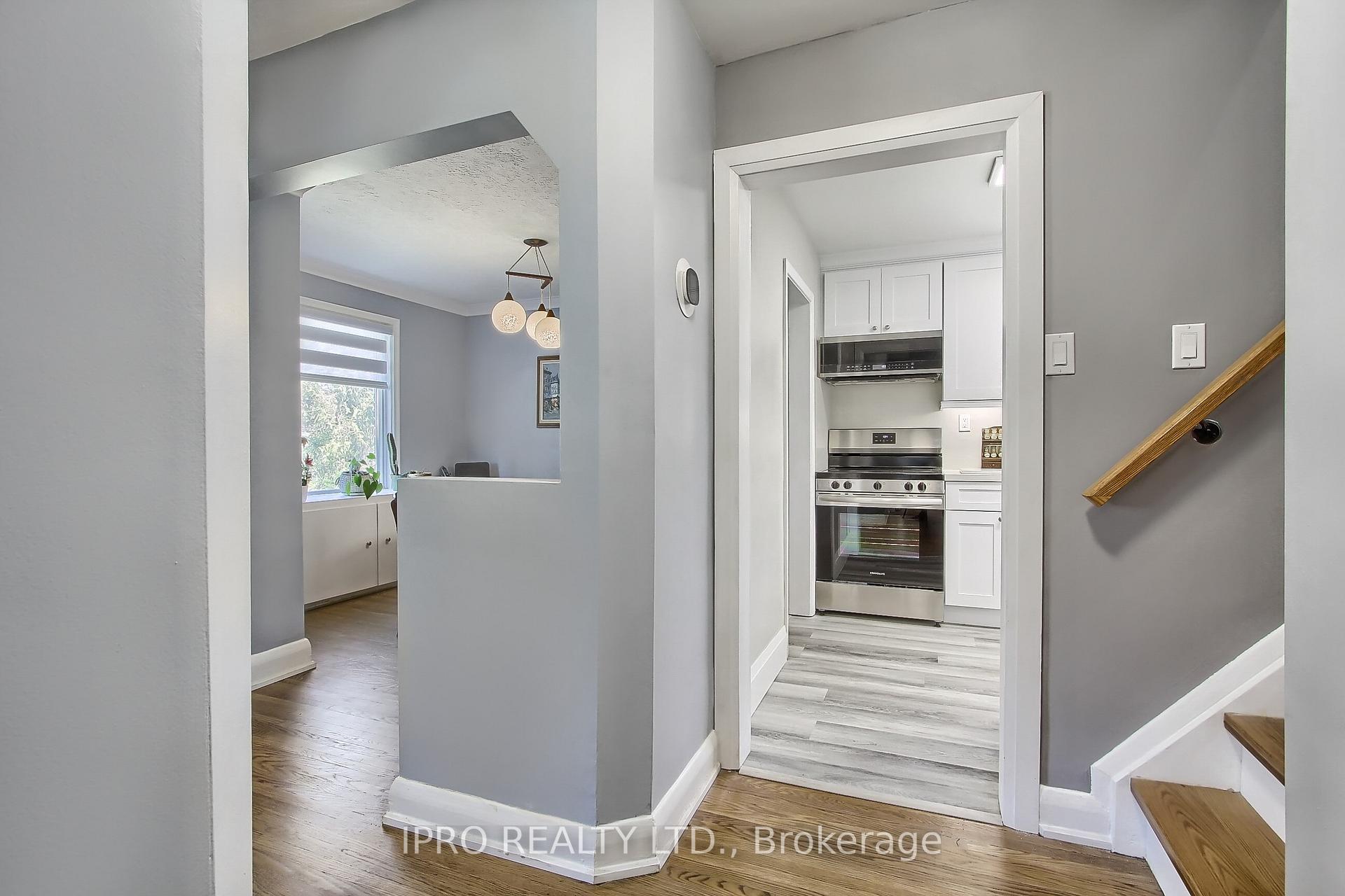 Photo 5 of 165 Ellesmere Road, Scarborough, Wexford-Maryvale — HOMEH