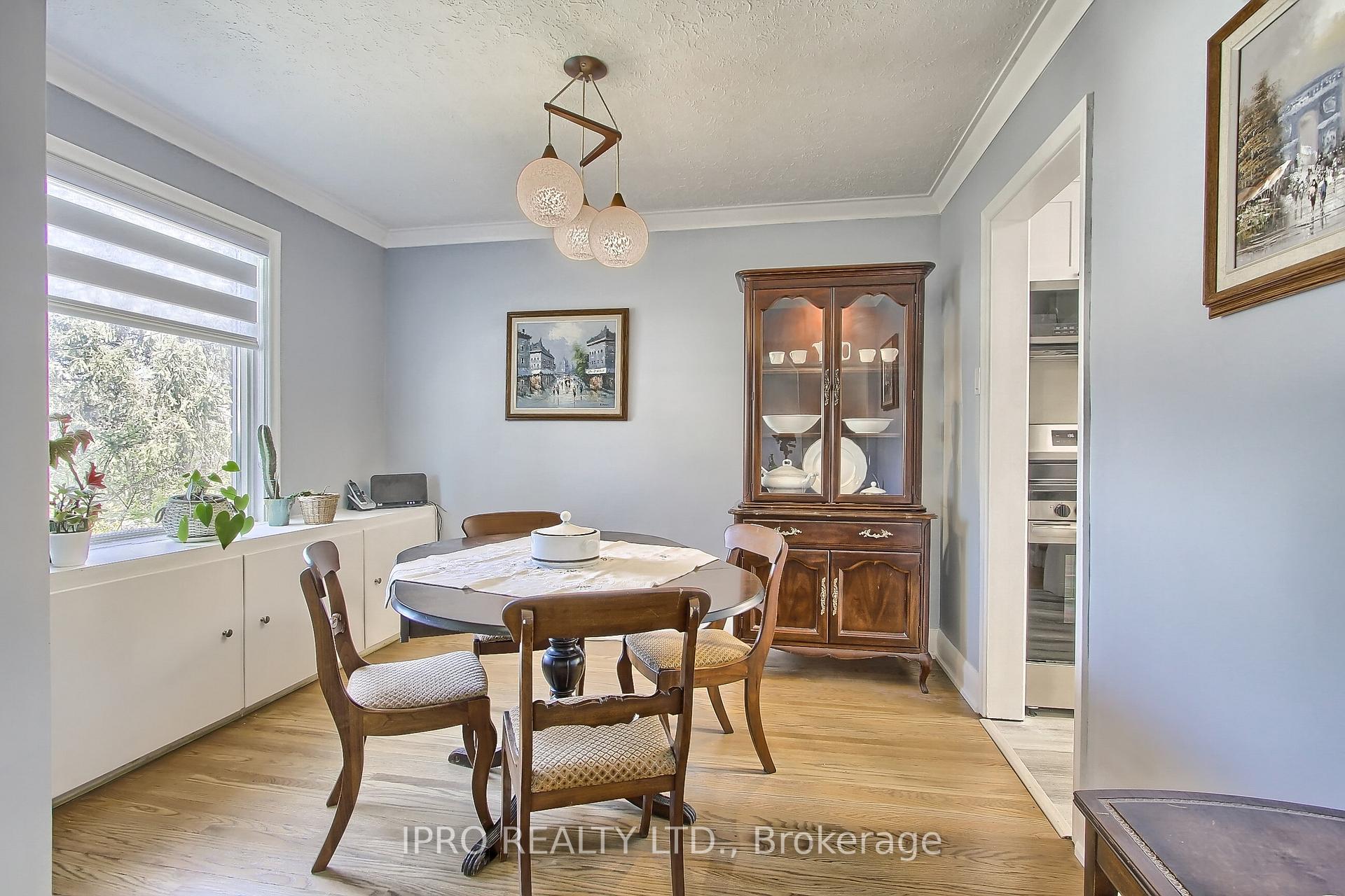 Photo 9 of 165 Ellesmere Road, Scarborough, Wexford-Maryvale — HOMEH