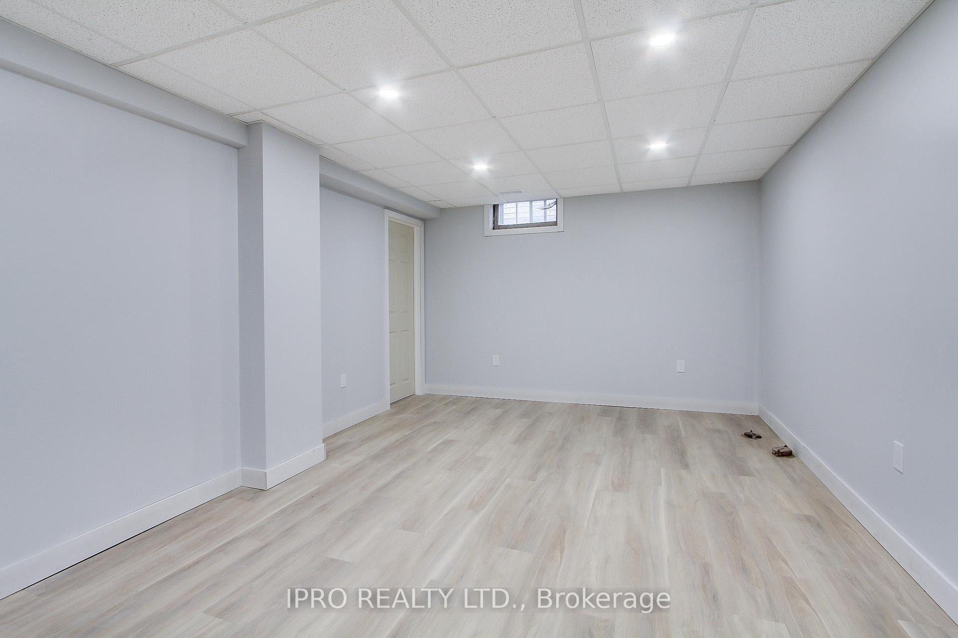 Photo 36 of 165 Ellesmere Road, Scarborough, Wexford-Maryvale — HOMEH