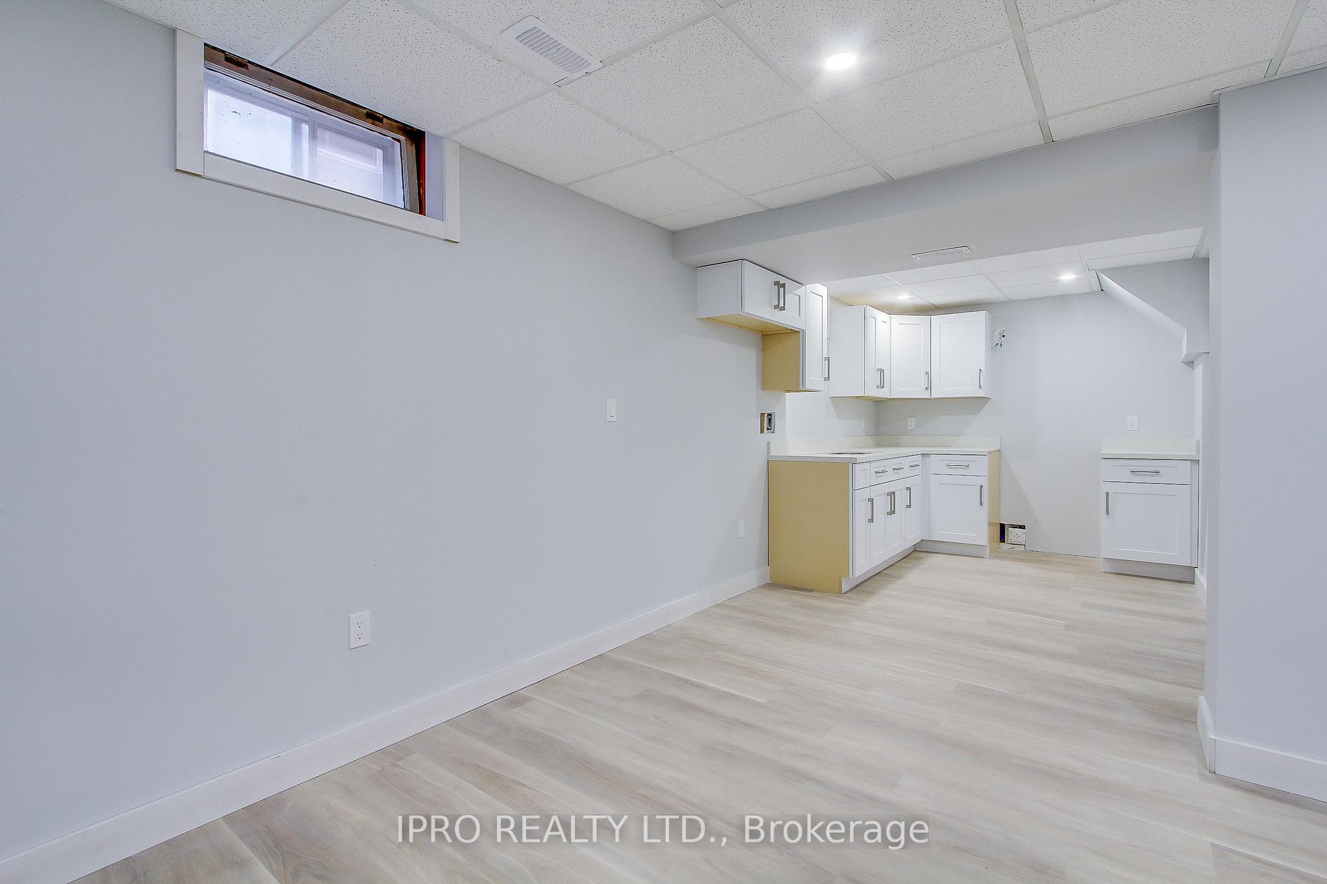 Photo 39 of 165 Ellesmere Road, Scarborough, Wexford-Maryvale — HOMEH