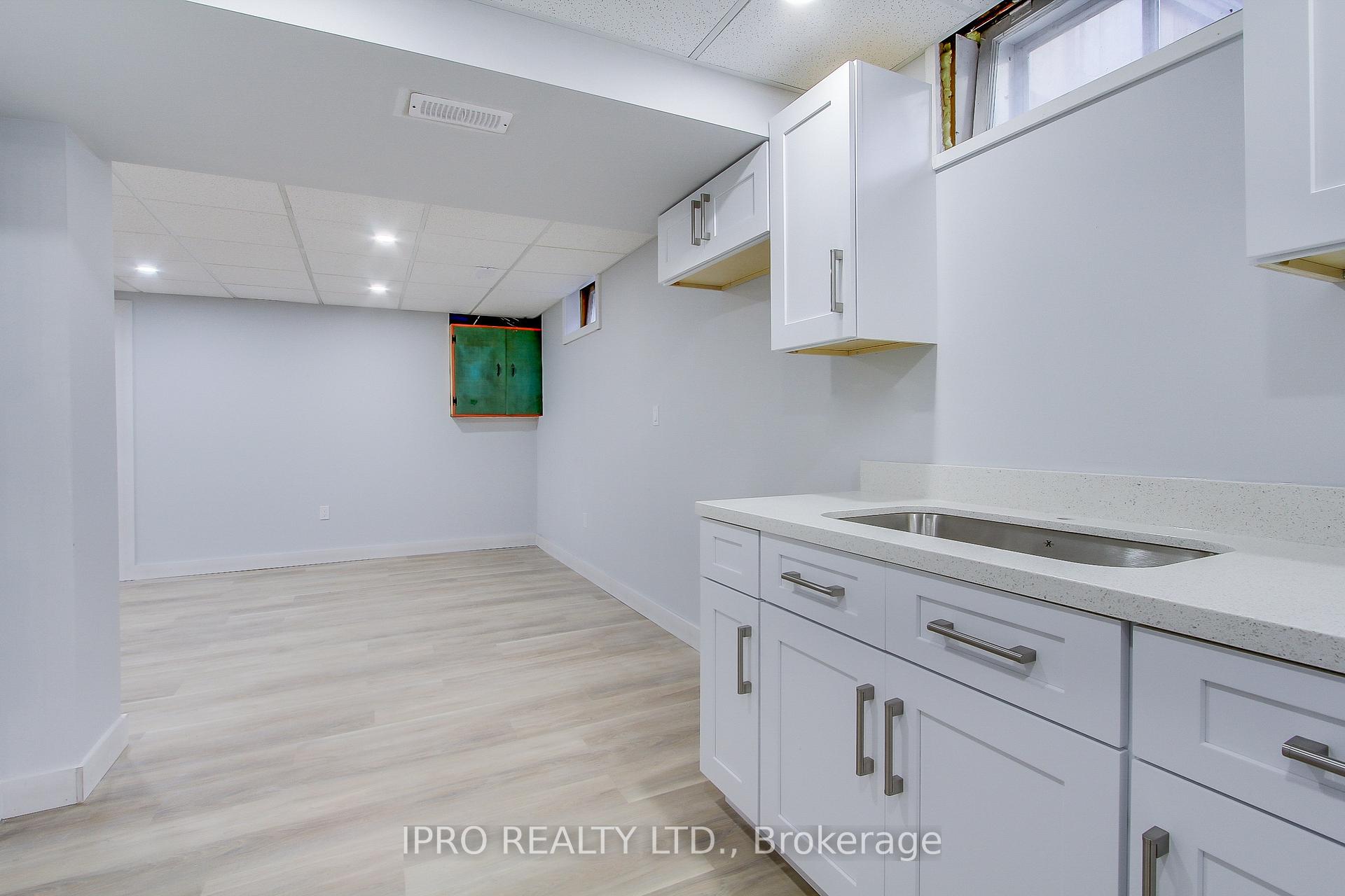 Photo 42 of 165 Ellesmere Road, Scarborough, Wexford-Maryvale — HOMEH