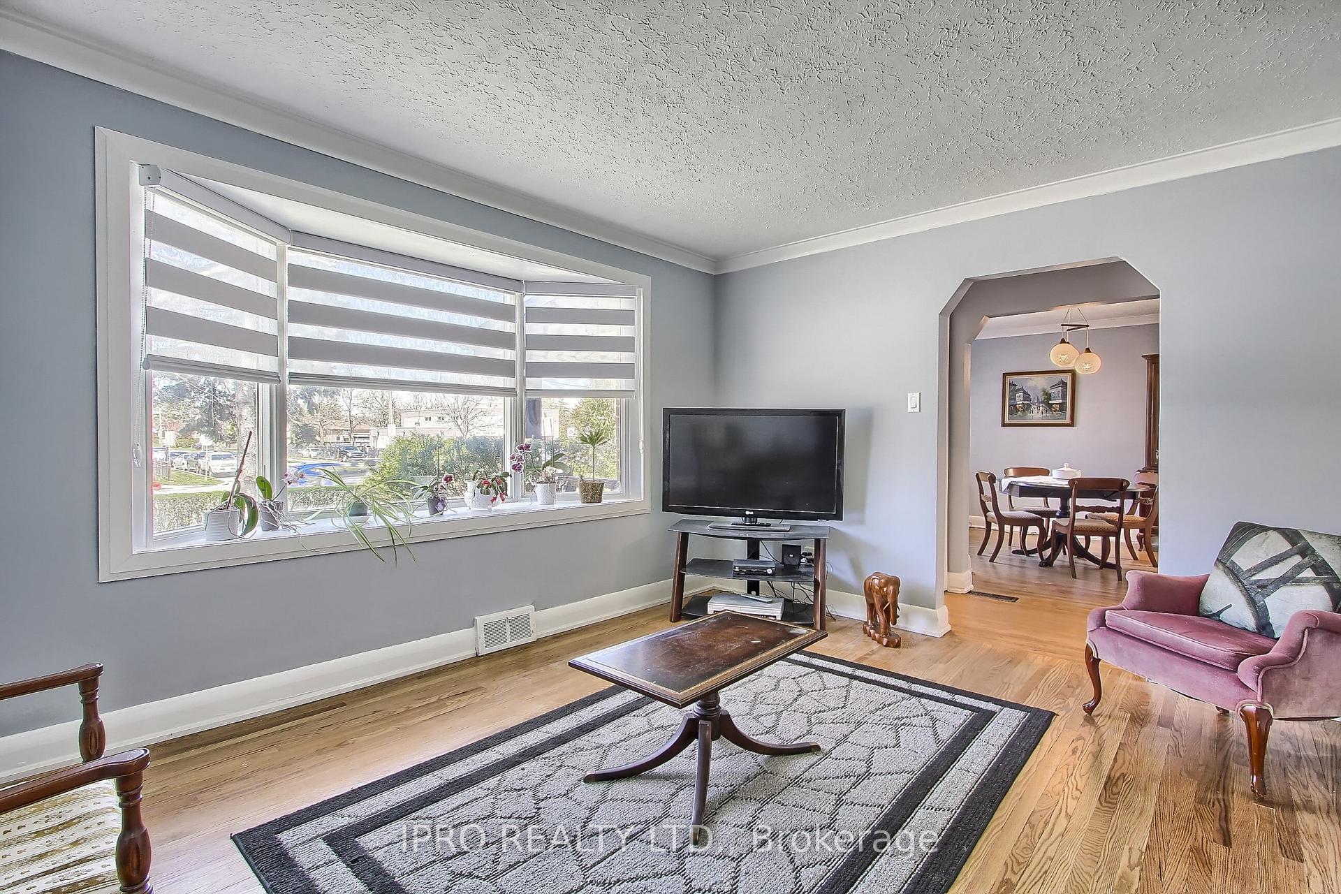Photo 49 of 165 Ellesmere Road, Scarborough, Wexford-Maryvale — HOMEH