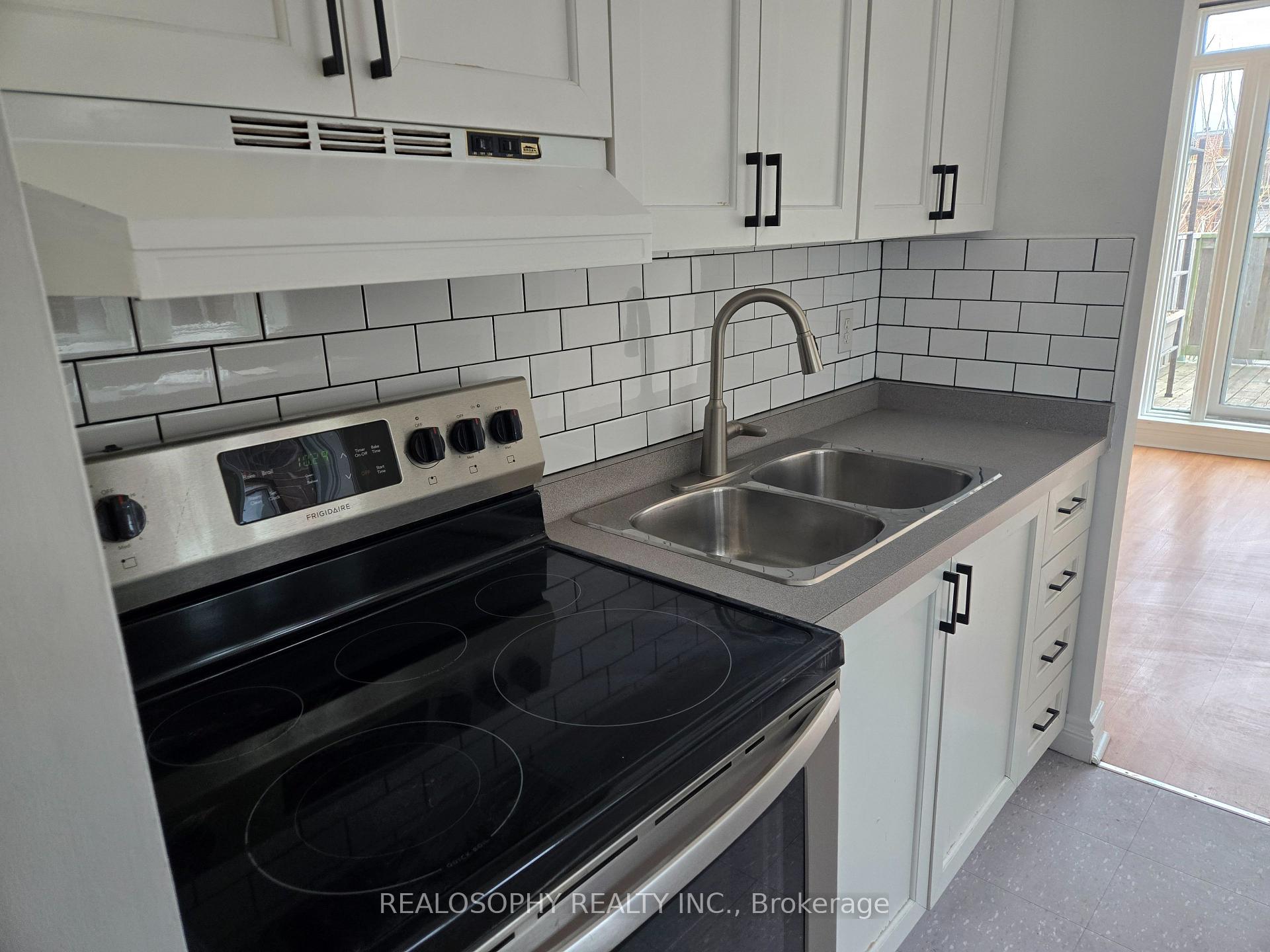 Photo 6 of 59 Columbine Avenue, Toronto, The Beaches — HOMEH