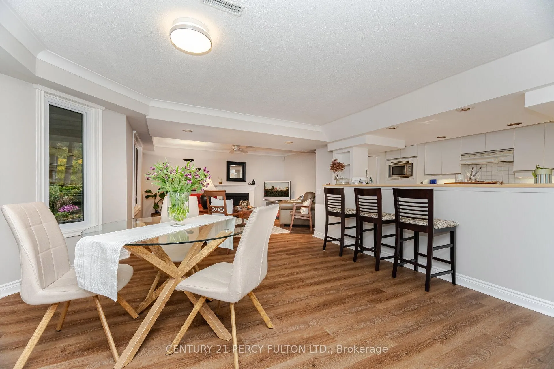 Photo 34 of 913 Duncannon Drive, Pickering, Liverpool — HOMEH