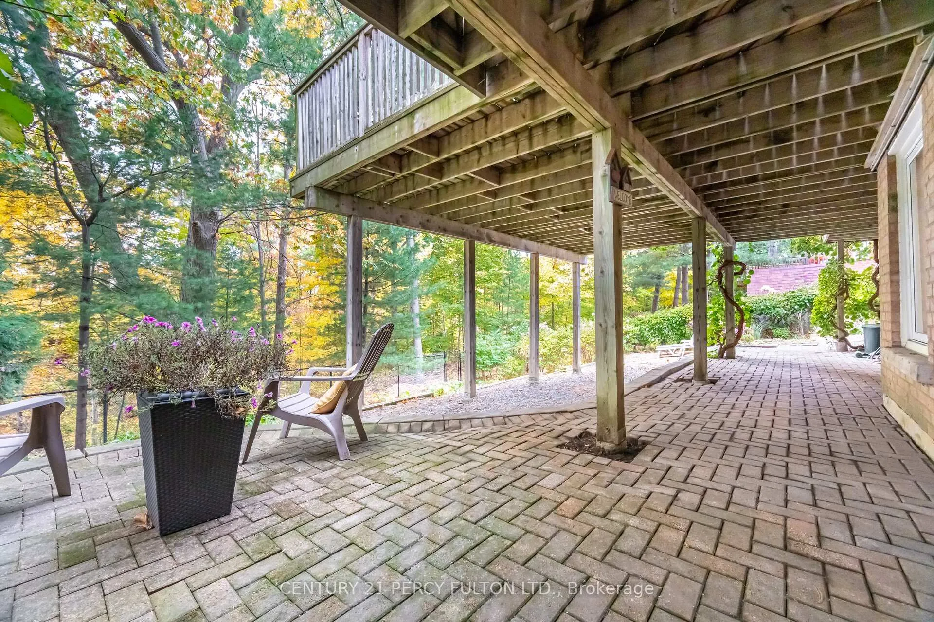 Photo 40 of 913 Duncannon Drive, Pickering, Liverpool — HOMEH