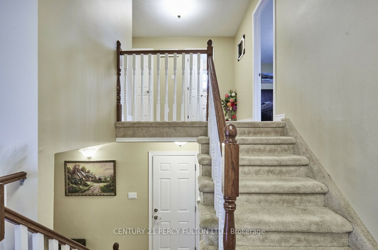 Photo 50 of 363 New Gate Avenue, Oshawa, Centennial — HOMEH