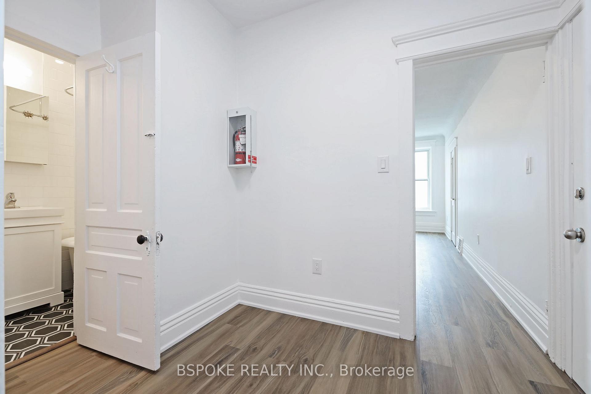 Photo 4 of Unit 2, 628 College Street, Toronto, Palmerston-Little Italy — HOMEH