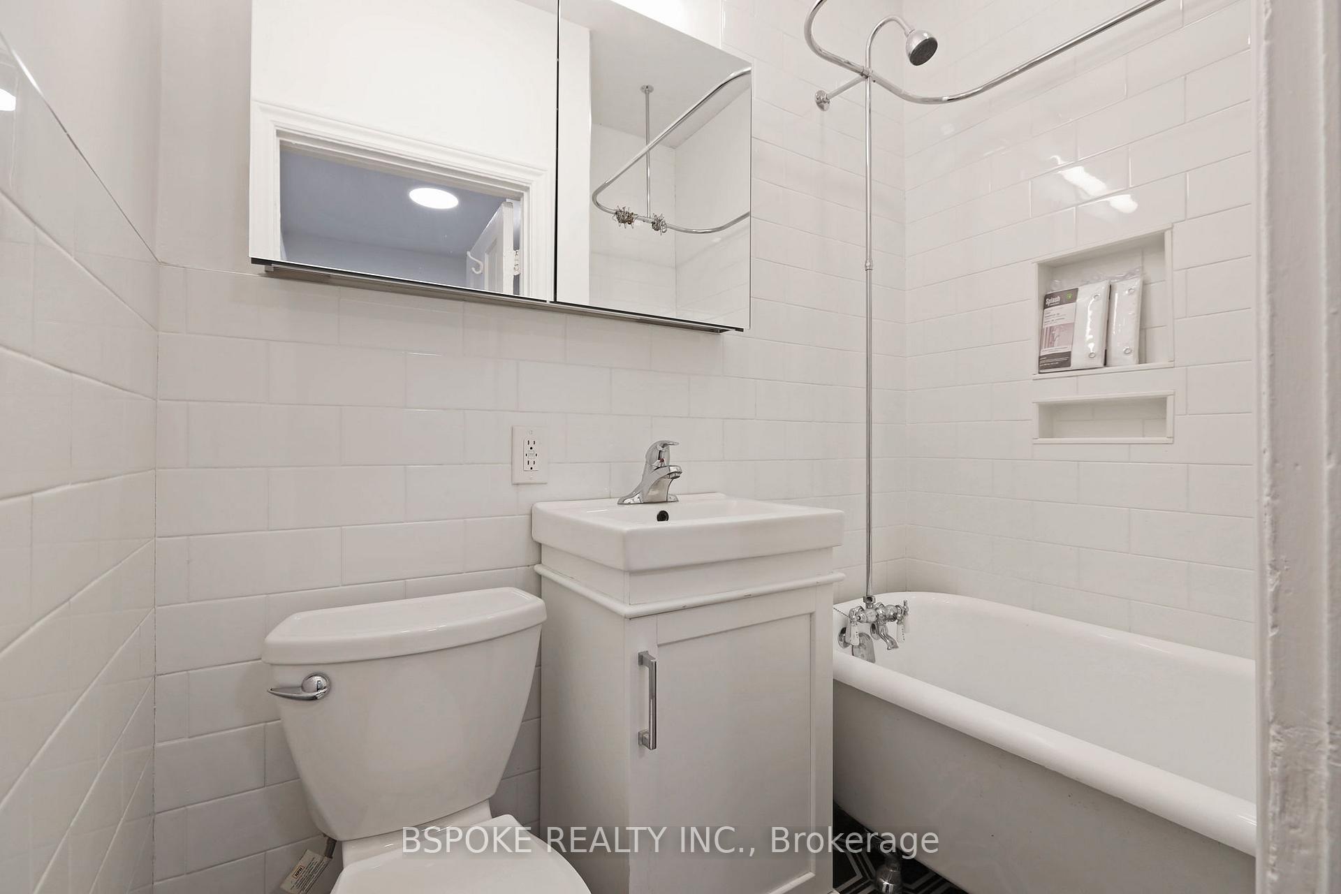 Photo 18 of Unit 2, 628 College Street, Toronto, Palmerston-Little Italy — HOMEH