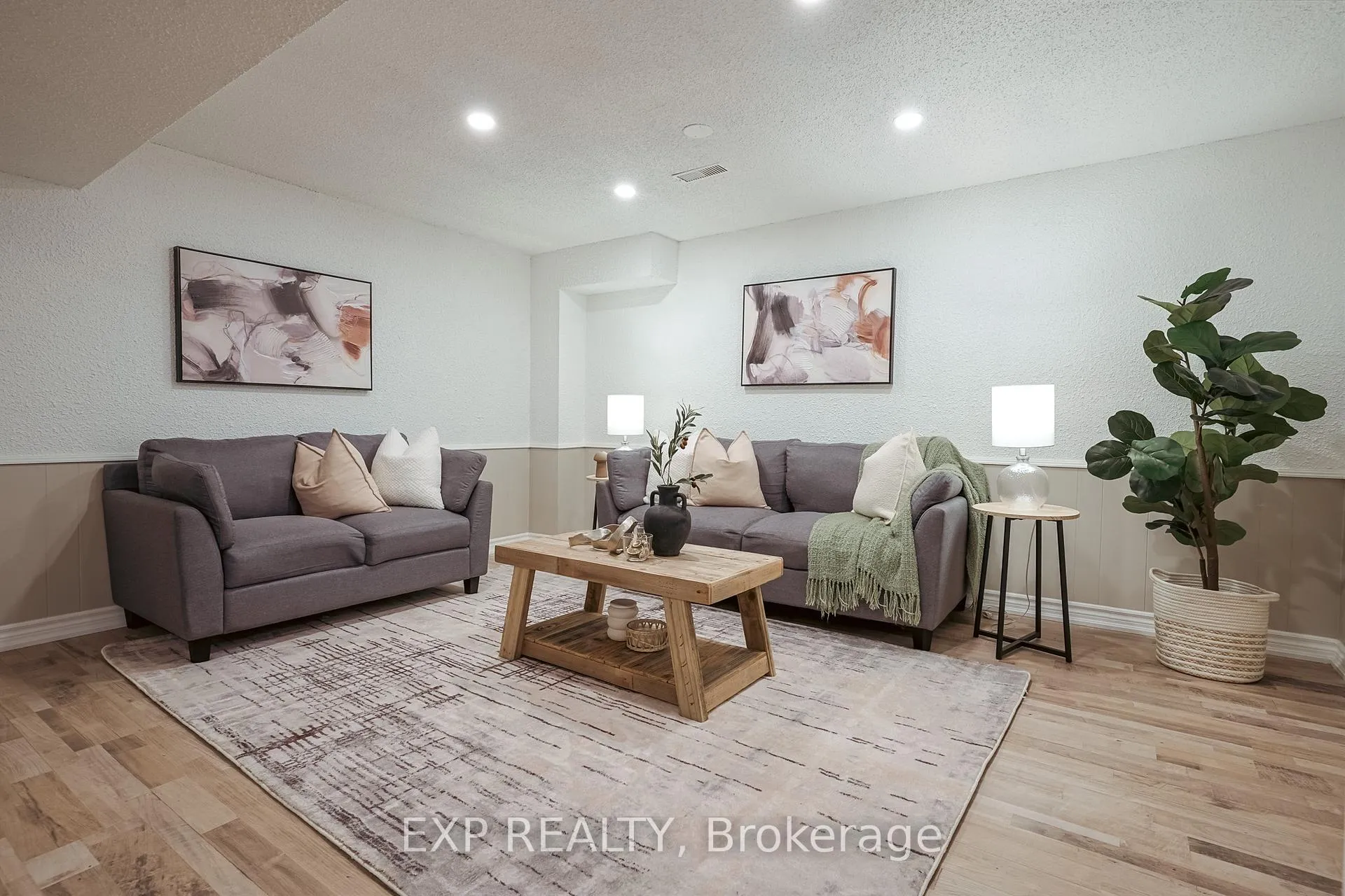 Photo 27 of 139 Adele Crescent, Oshawa, McLaughlin — HOMEH