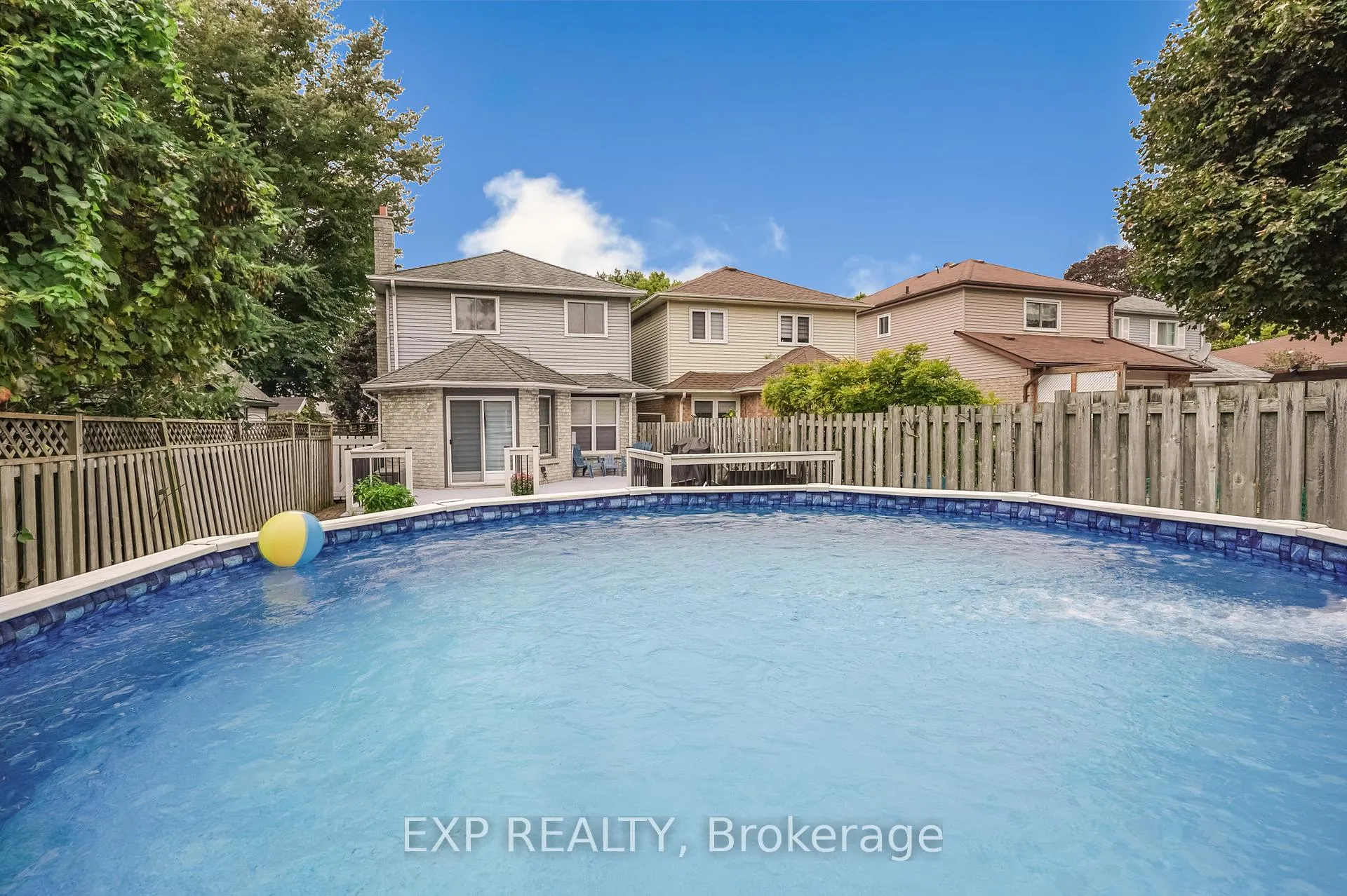 Photo 33 of 139 Adele Crescent, Oshawa, McLaughlin — HOMEH