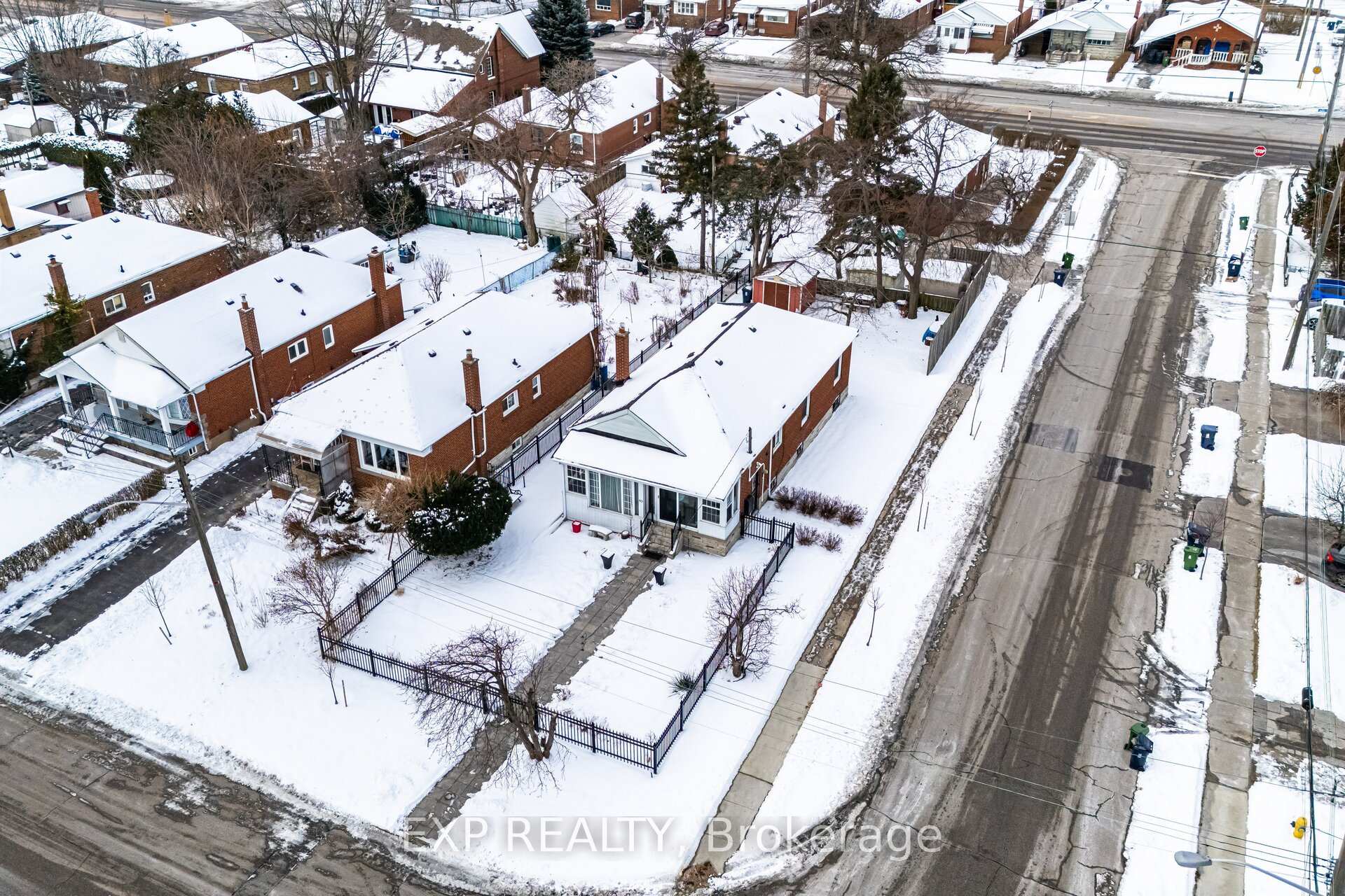 Photo 2 of 40 Timgren Drive, Scarborough, Wexford-Maryvale — HOMEH