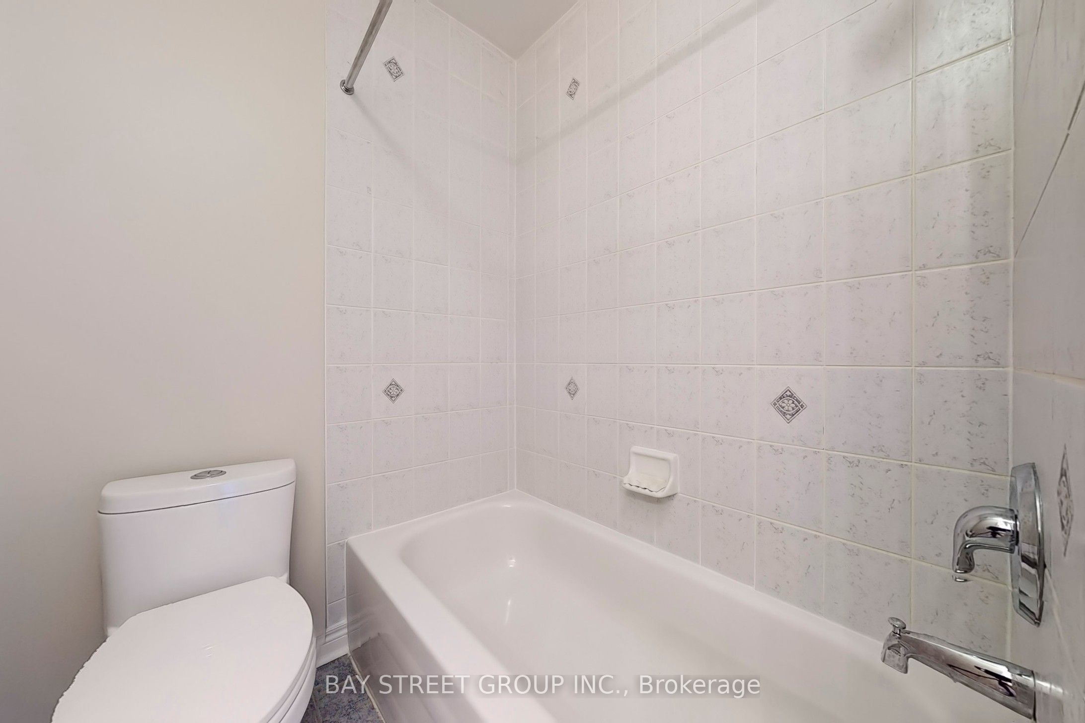 Photo 43 of 25 Maple Ridge Crescent, Markham, Greensborough — HOMEH