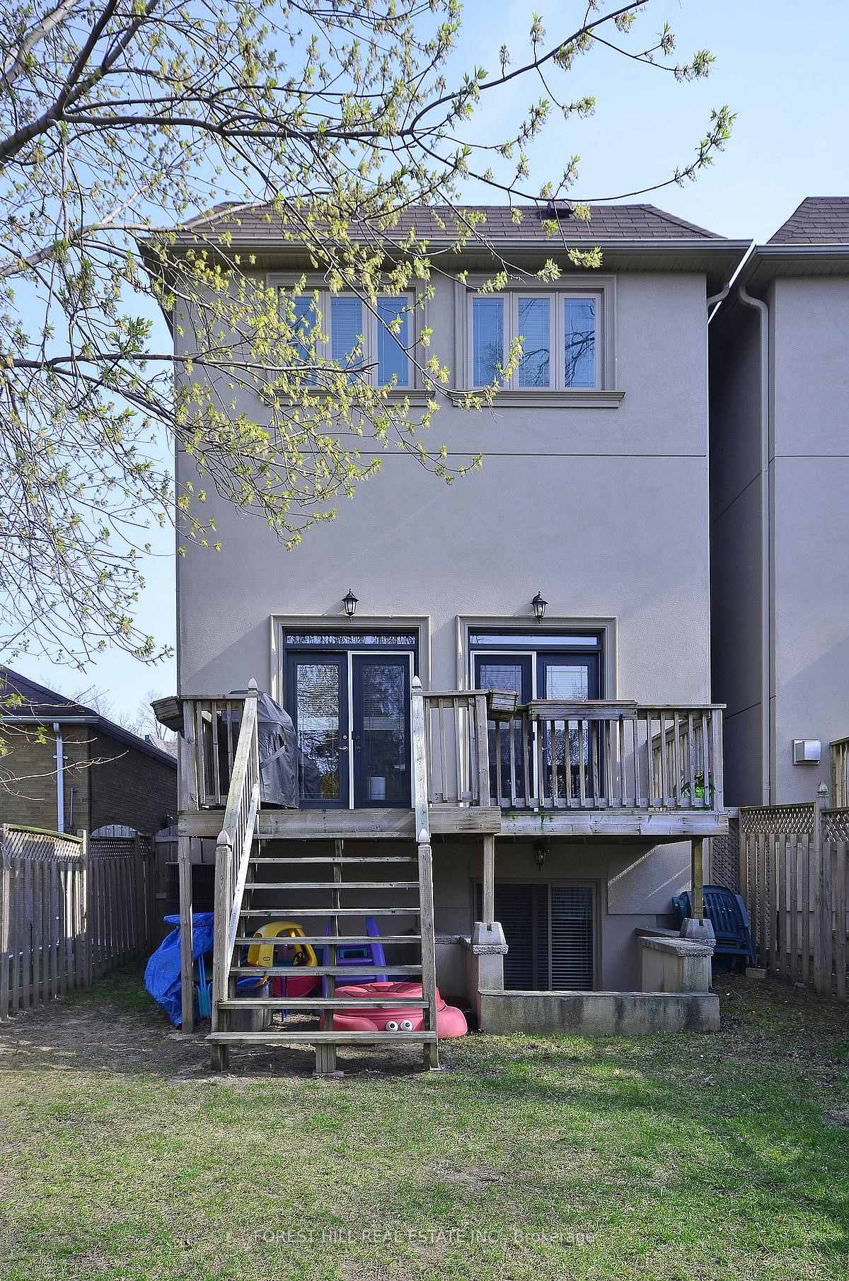 Photo 24 of 360A Joicey Boulevard, Toronto, Bedford Park-Nortown — HOMEH
