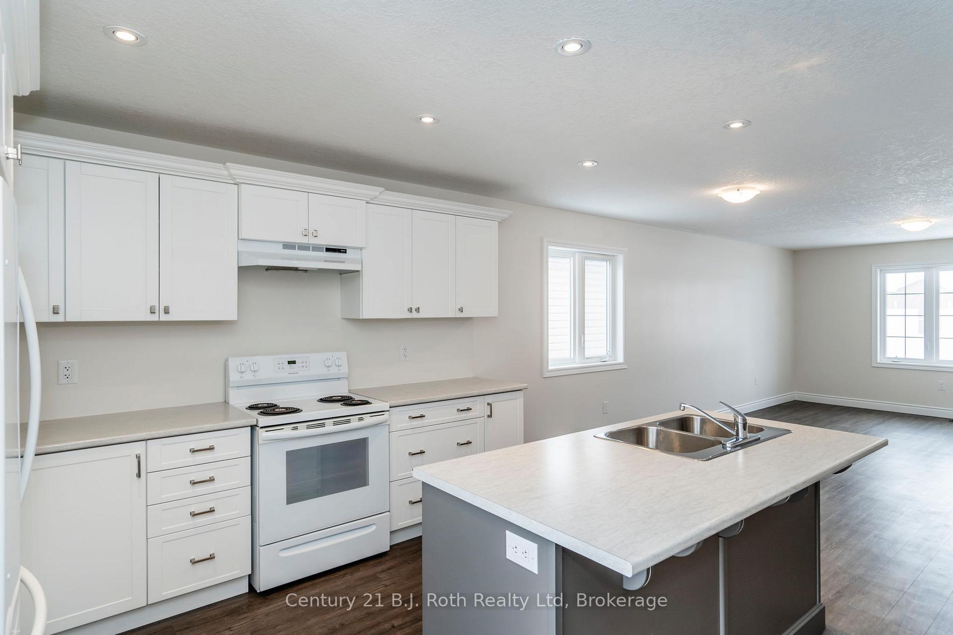 Photo 12 of 48 Ralph Dalton Boulevard, Tay, Victoria Harbour — HOMEH