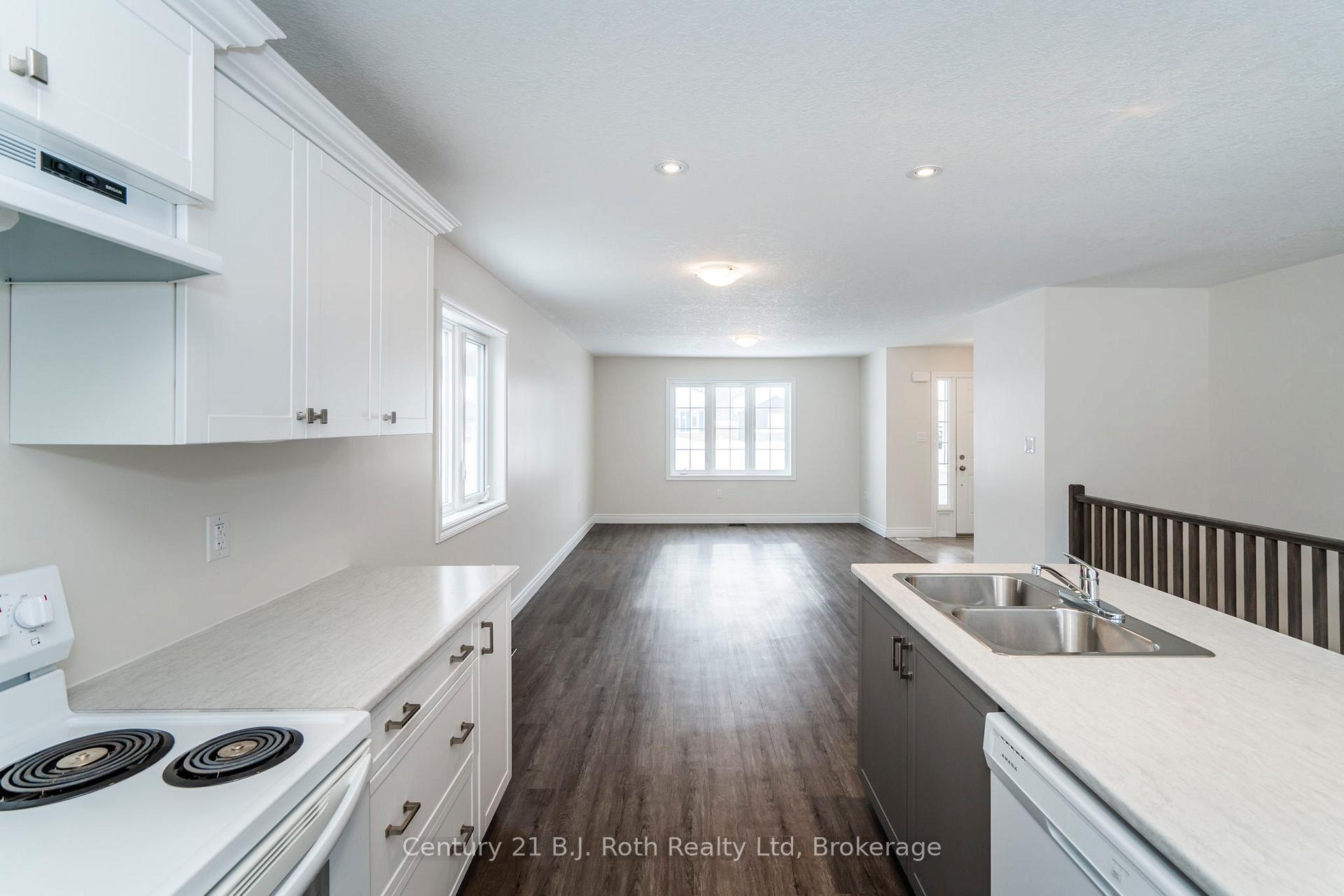 Photo 14 of 48 Ralph Dalton Boulevard, Tay, Victoria Harbour — HOMEH