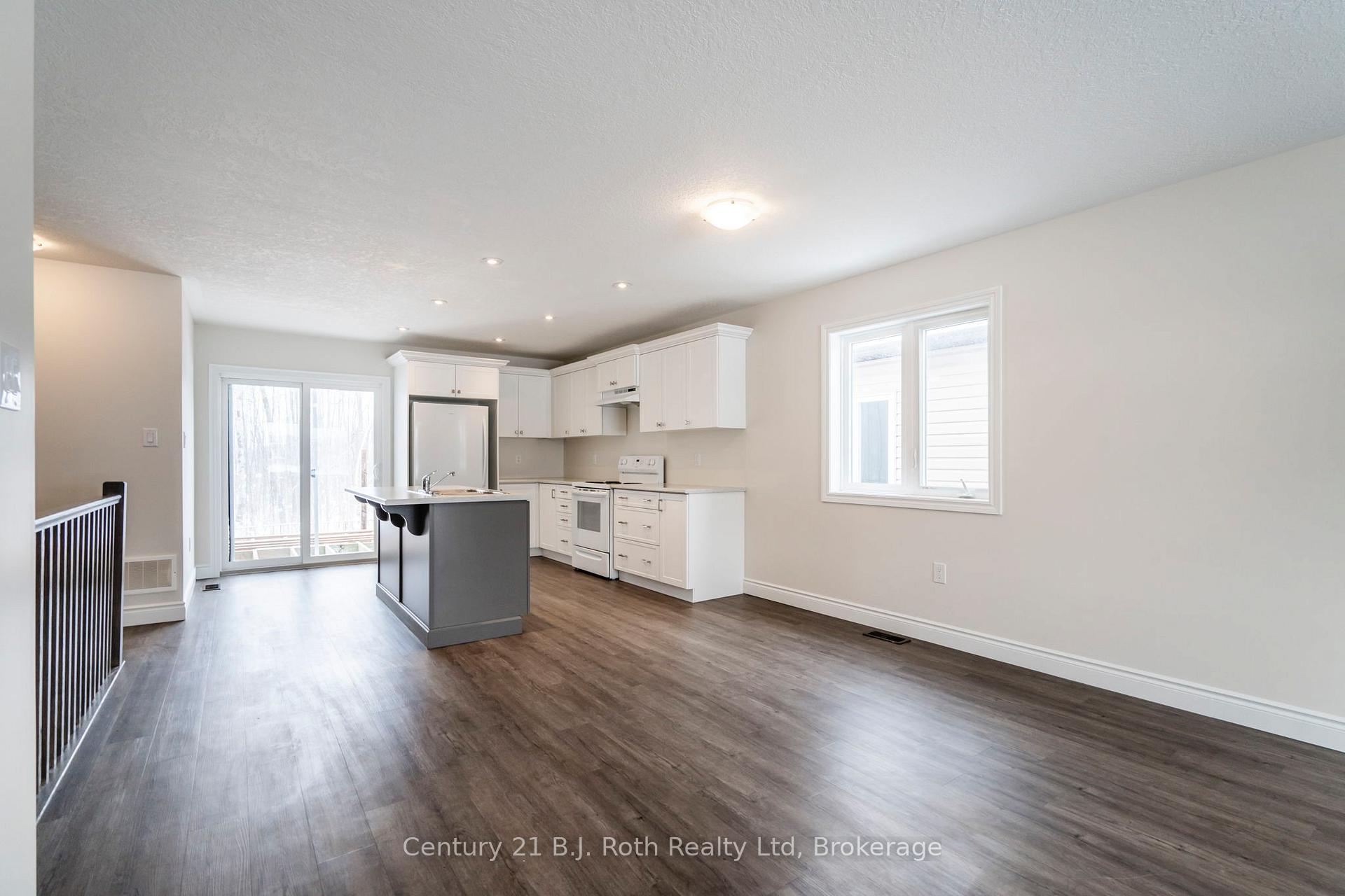 Photo 21 of 48 Ralph Dalton Boulevard, Tay, Victoria Harbour — HOMEH