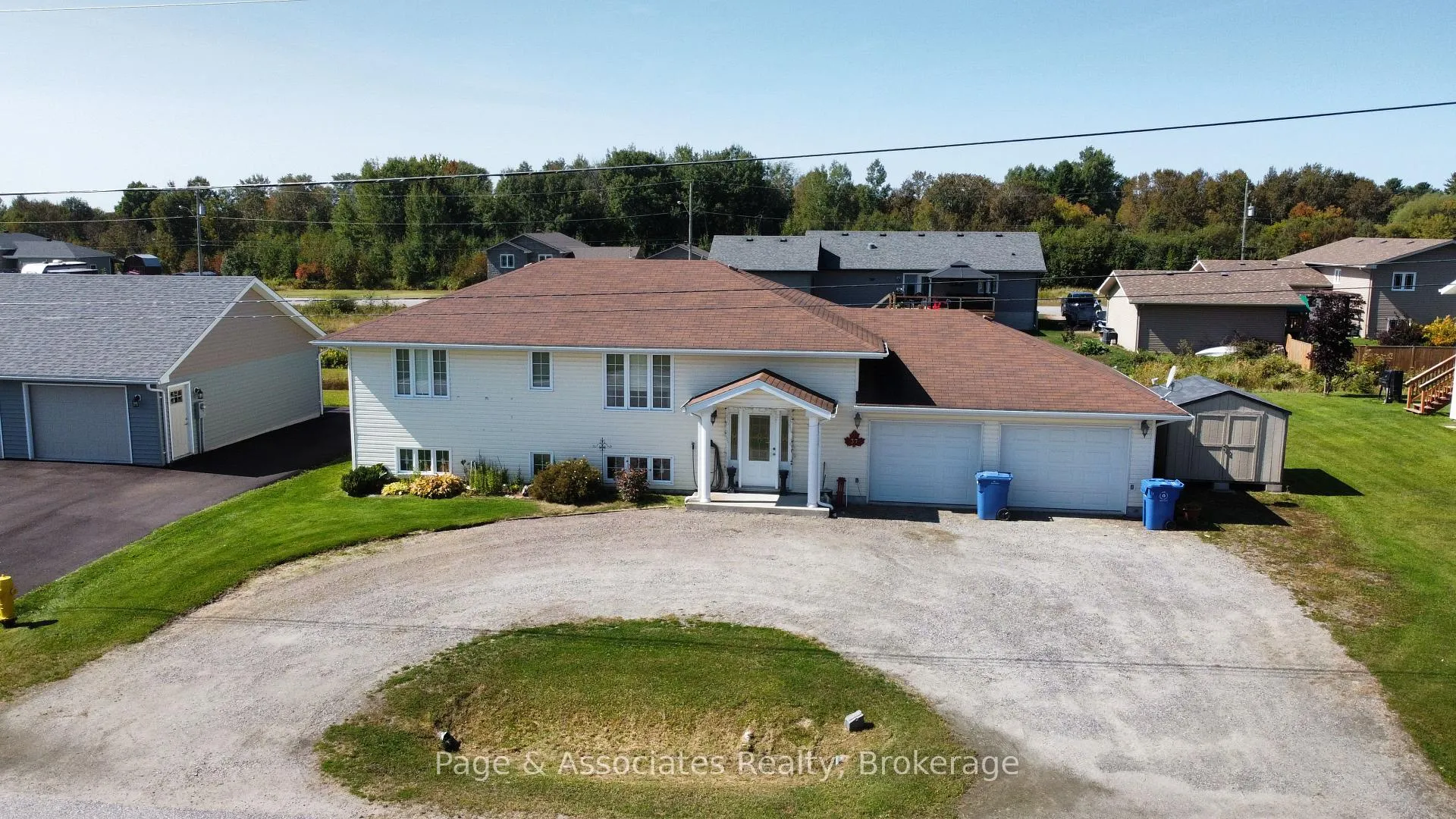 Photo 2 of 37 Tamerack Avenue, West Nipissing, Sturgeon Falls — HOMEH