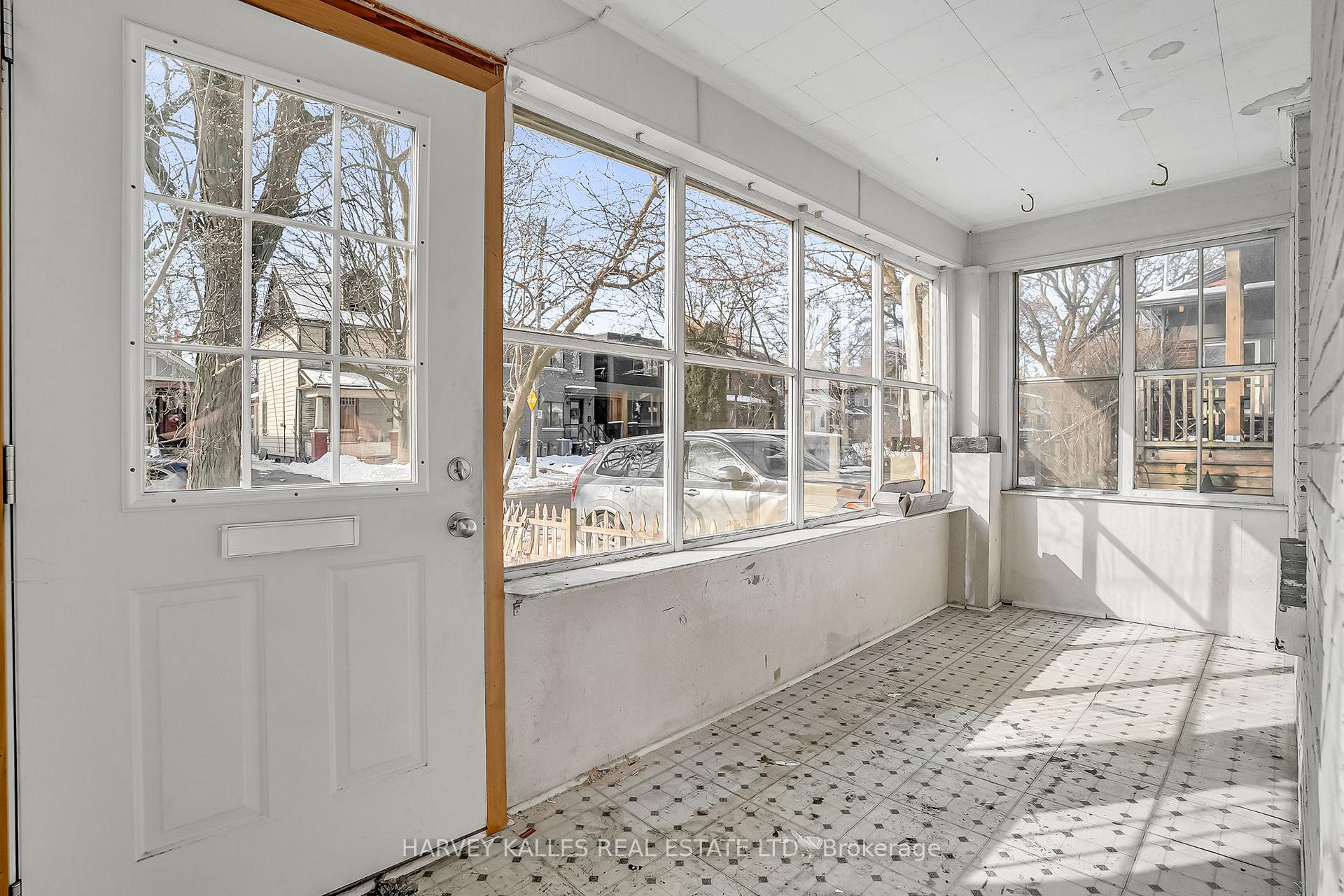 Photo 3 of 149 Rhodes Avenue, Toronto, Greenwood-Coxwell — HOMEH