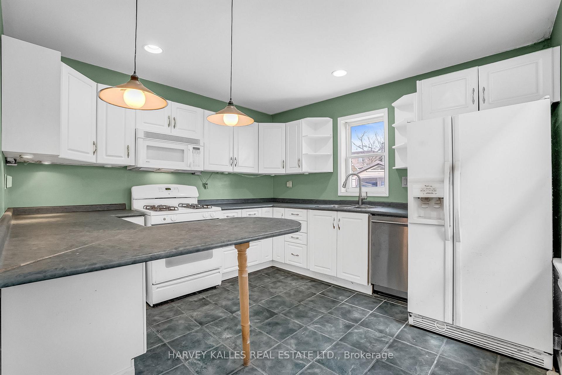 Photo 14 of 149 Rhodes Avenue, Toronto, Greenwood-Coxwell — HOMEH