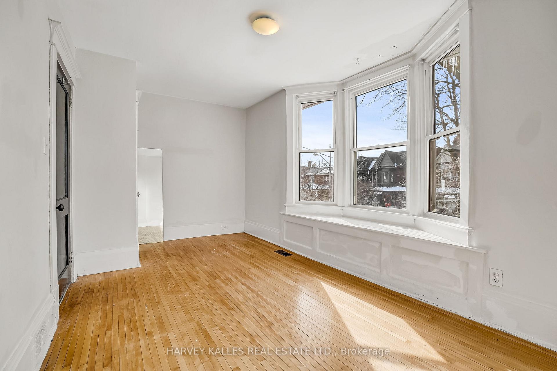 Photo 20 of 149 Rhodes Avenue, Toronto, Greenwood-Coxwell — HOMEH