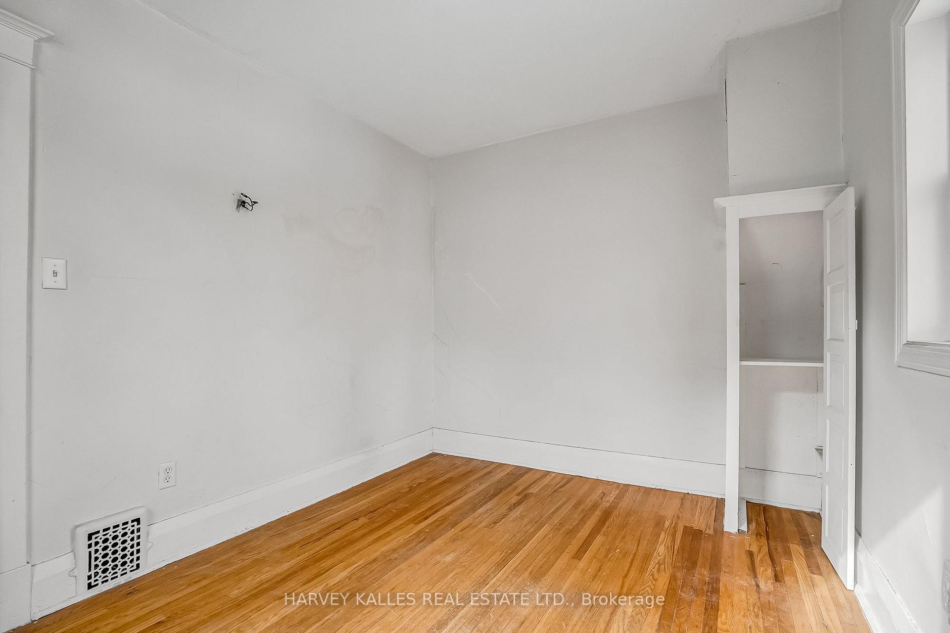 Photo 28 of 149 Rhodes Avenue, Toronto, Greenwood-Coxwell — HOMEH